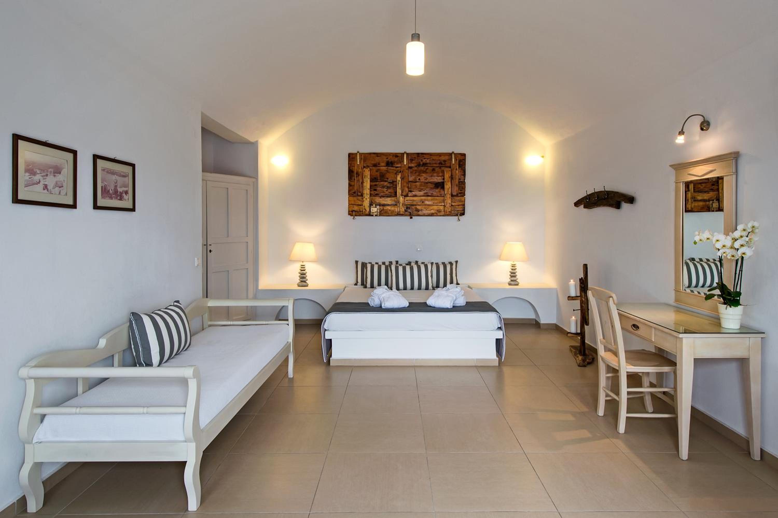 Double Room with Sea and Garden View - Photo 7