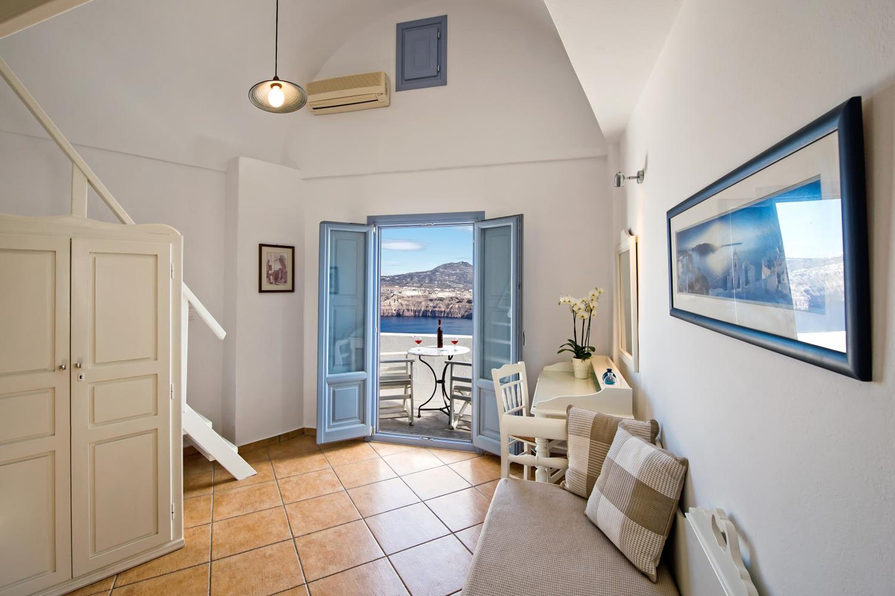 Traditional Suite - Photo 8