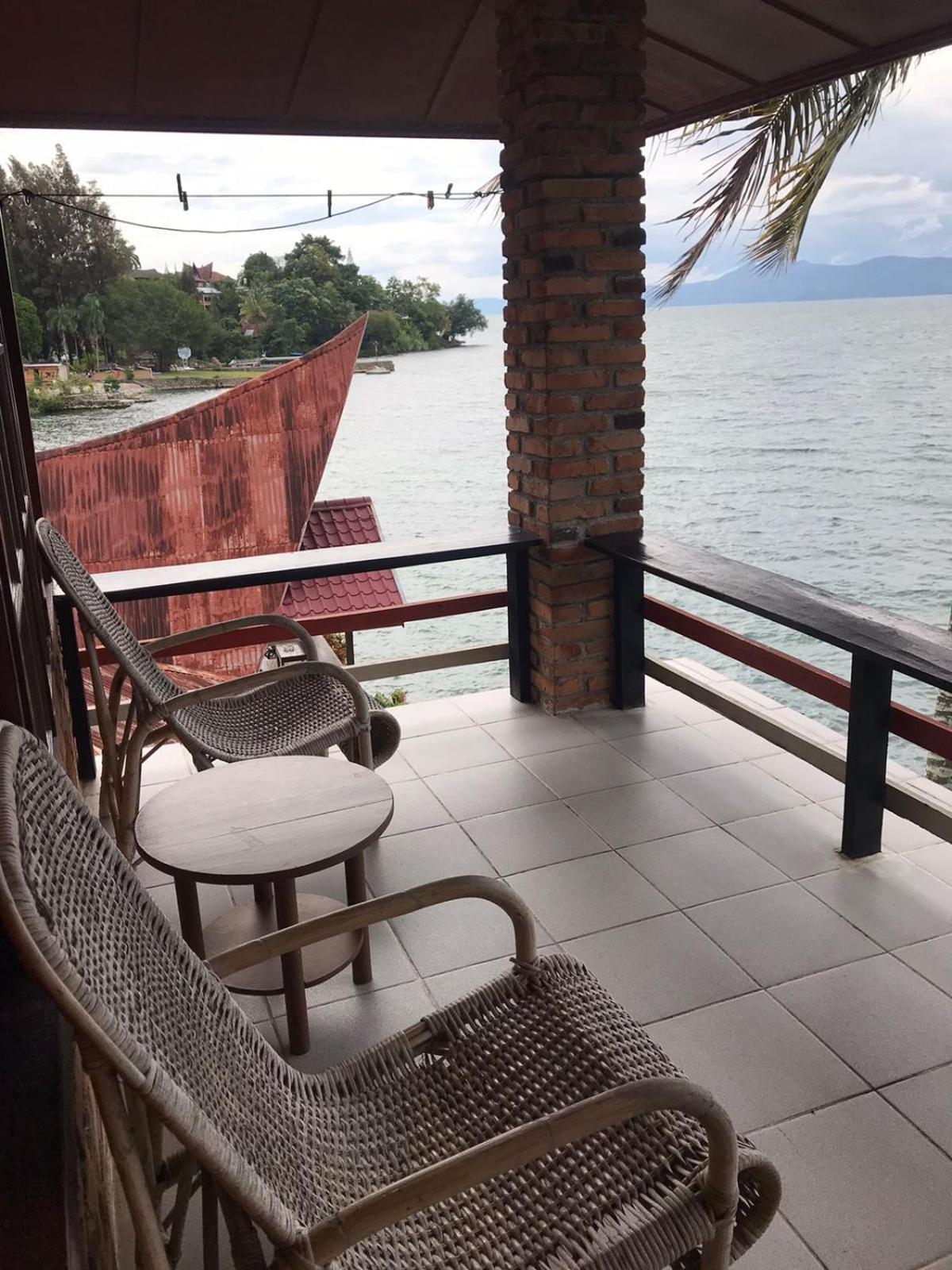 Double Room with Balcony and Sea View - Photo 6