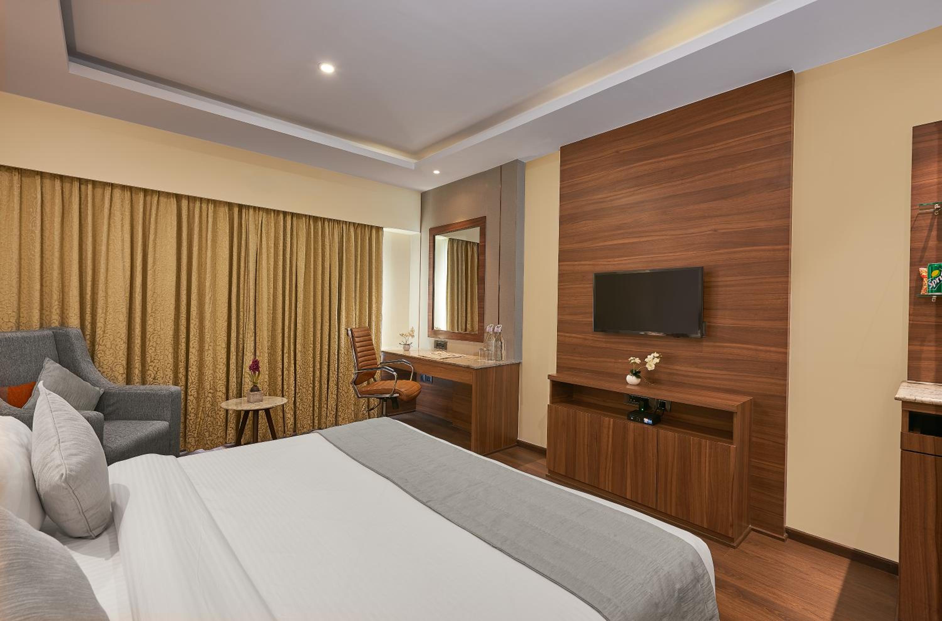 Standard Room with Late check out till 1pm( Subject to availability) - Photo 2