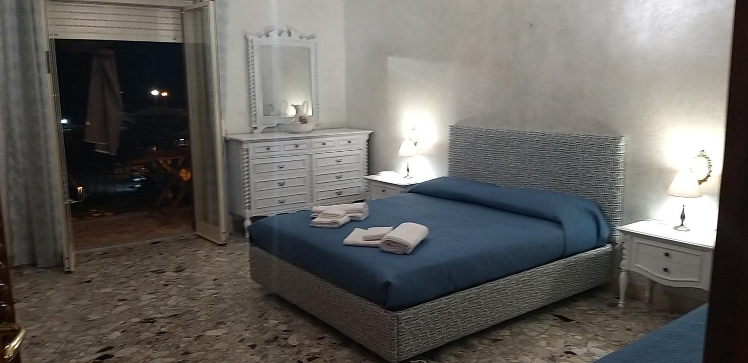 Deluxe Double Room with Sea View photo 1