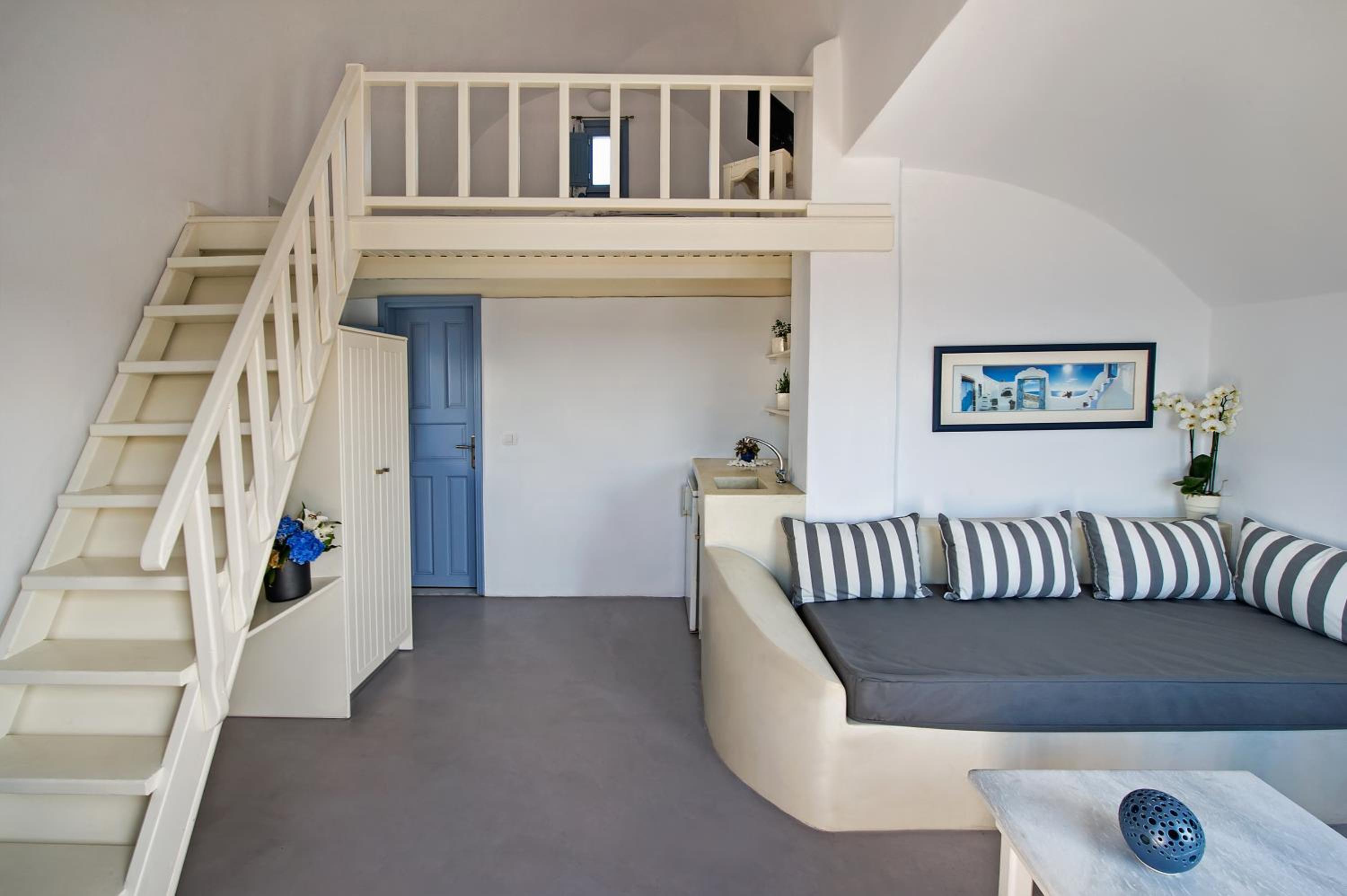 Executive Suite with Panoramic Caldera View - Photo 5