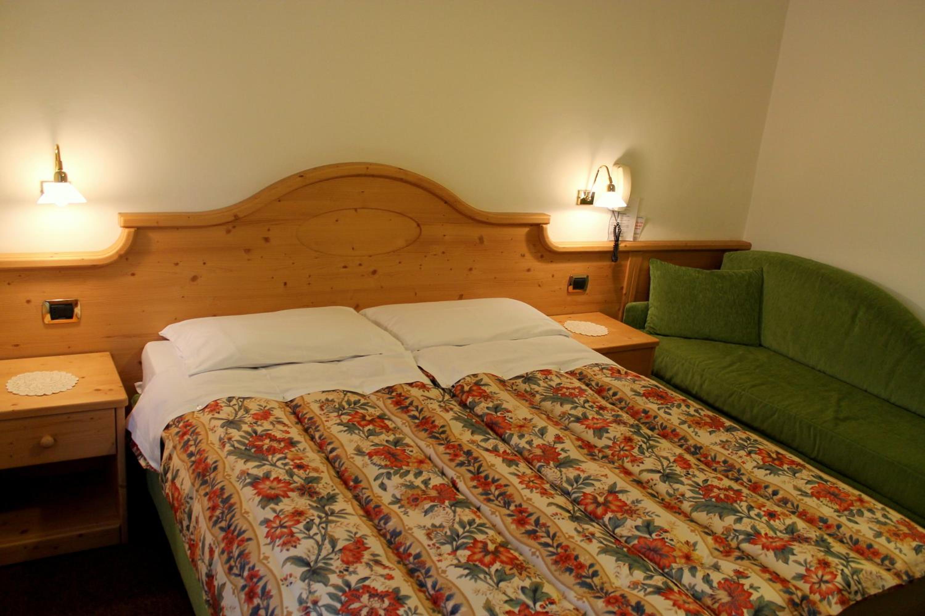 Triple Room photo 2