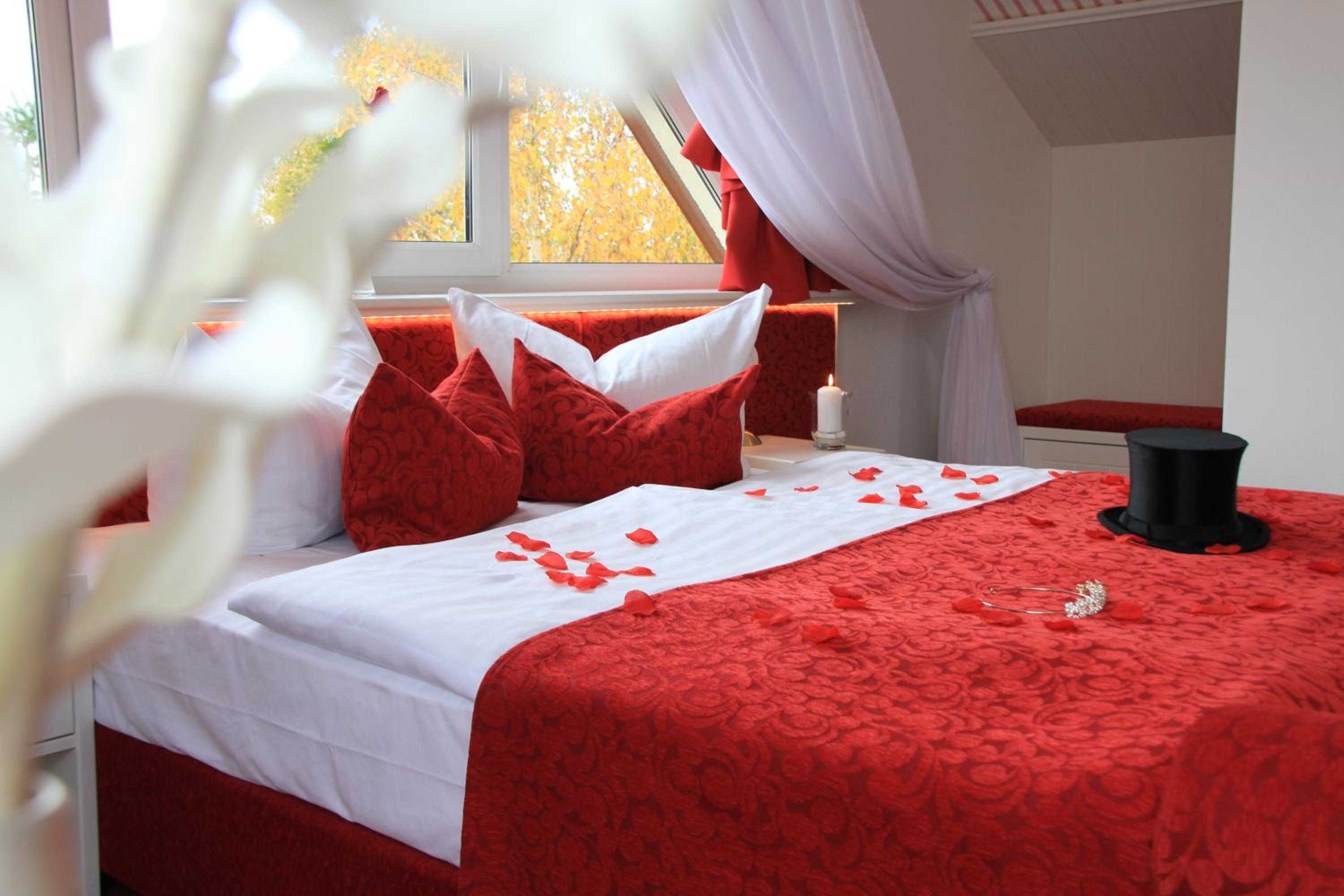 Suite - Photo 10