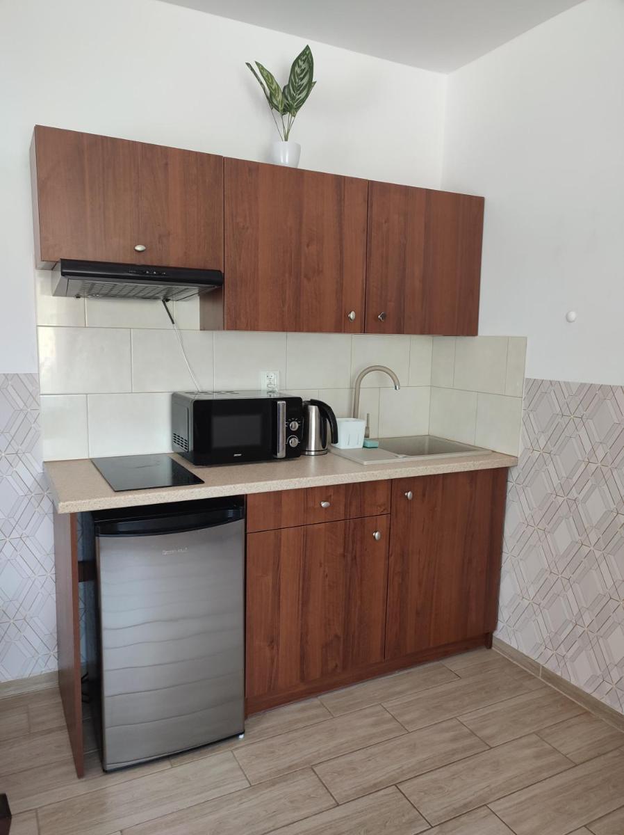 Apartment - Ground Floor photo 3