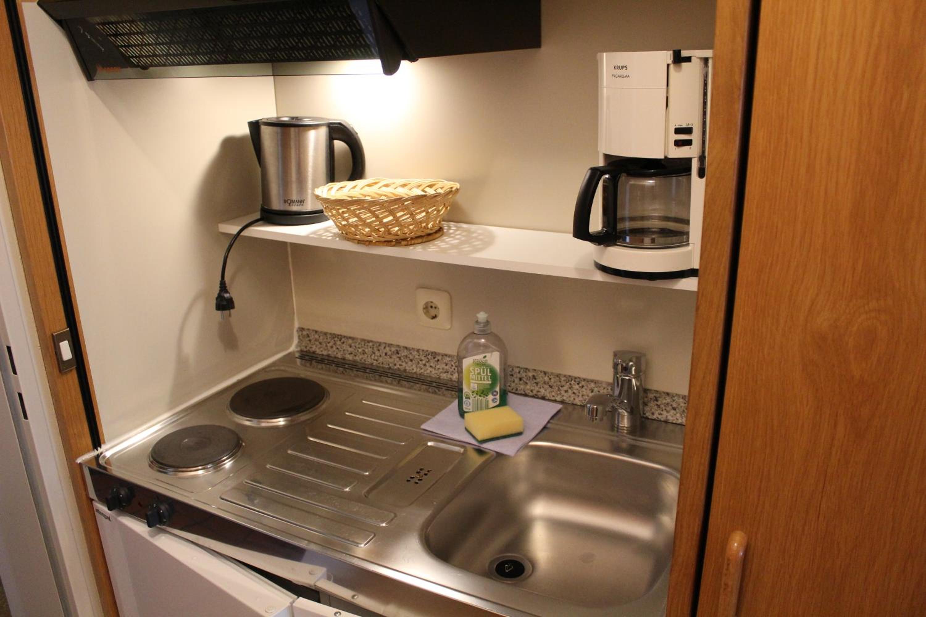 Double Room - Photo 10