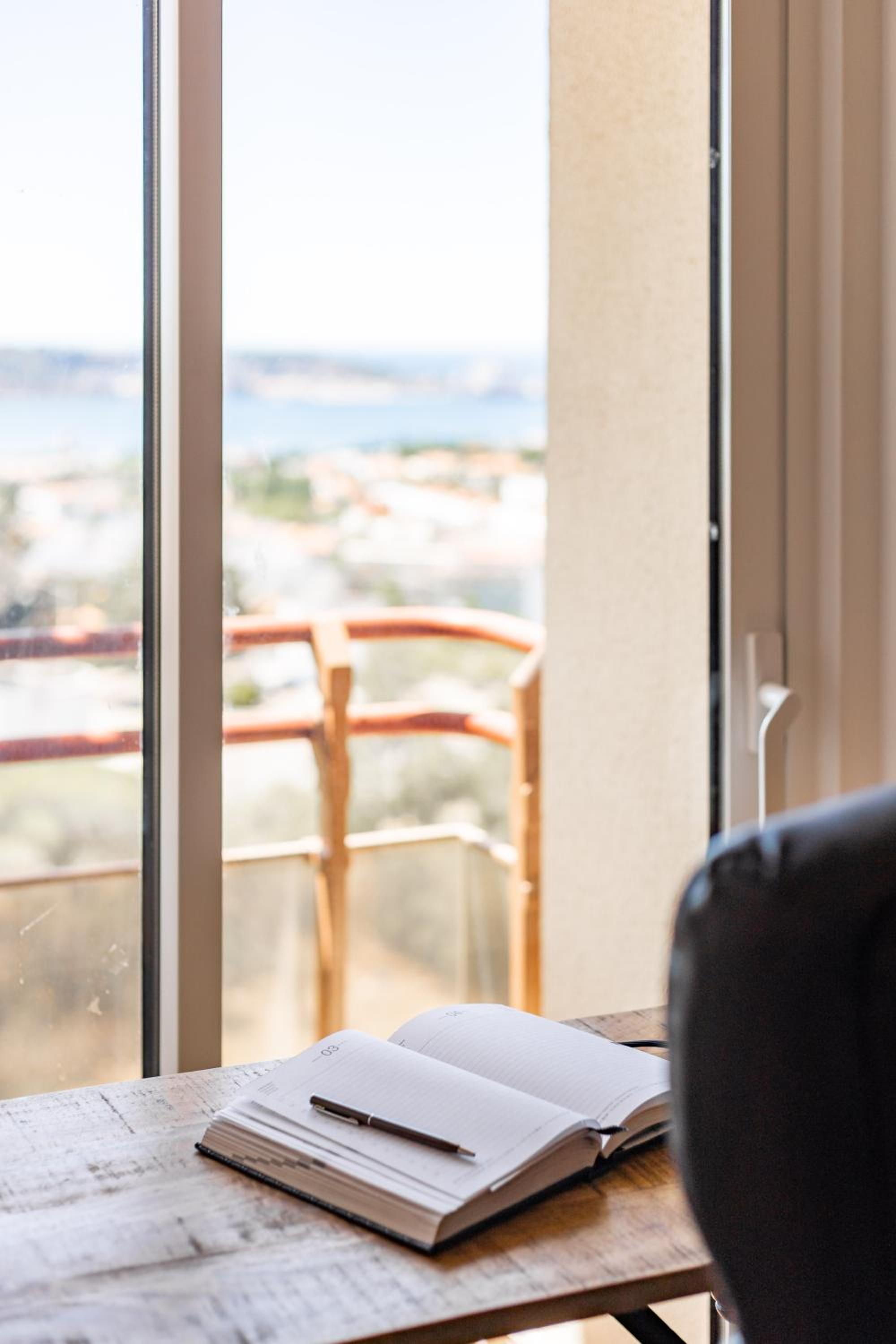 Apartment with Sea View - Photo 17
