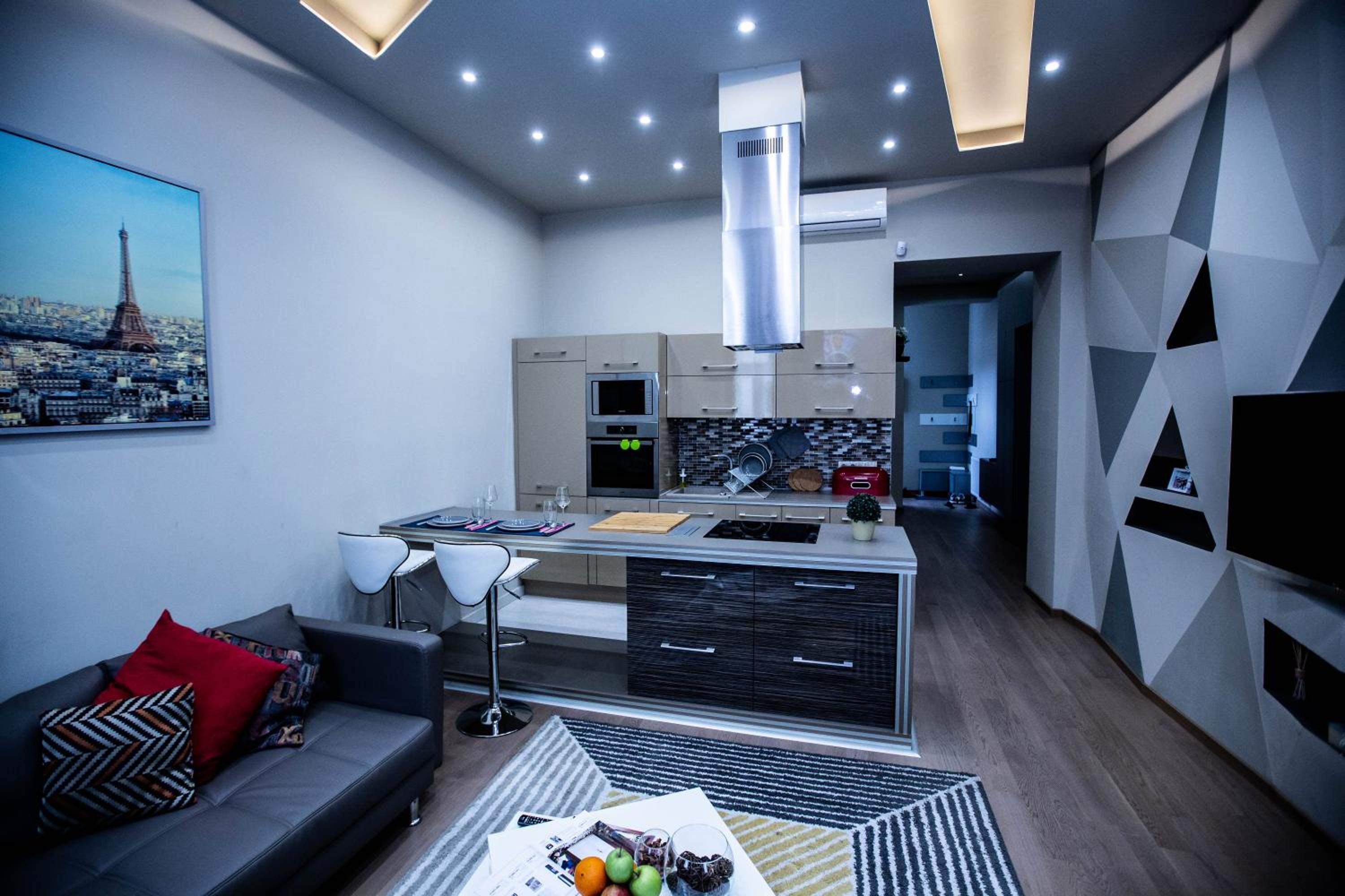 Two-Bedroom Apartment - Photo 7