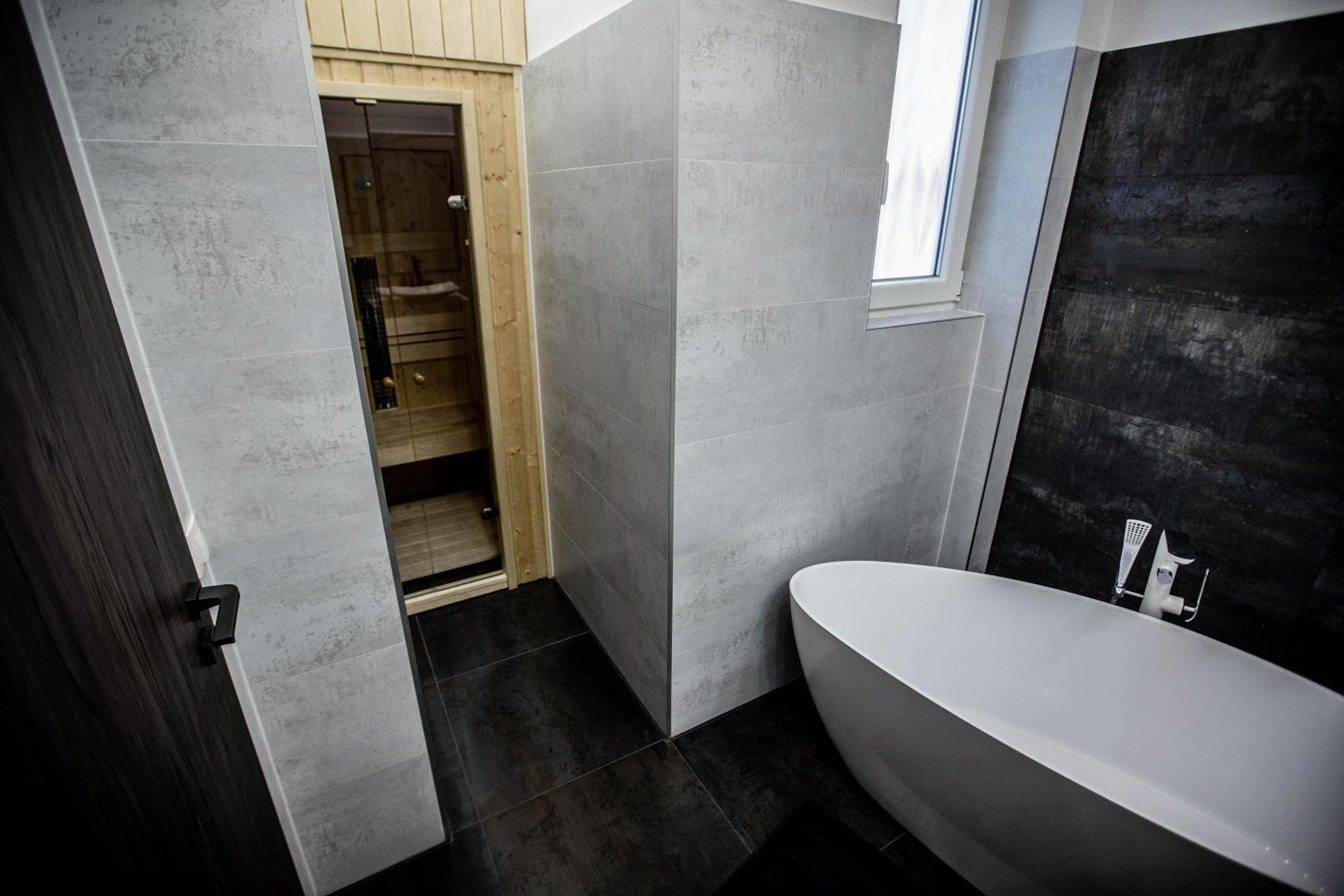 Two-Bedroom Apartment - Photo 20