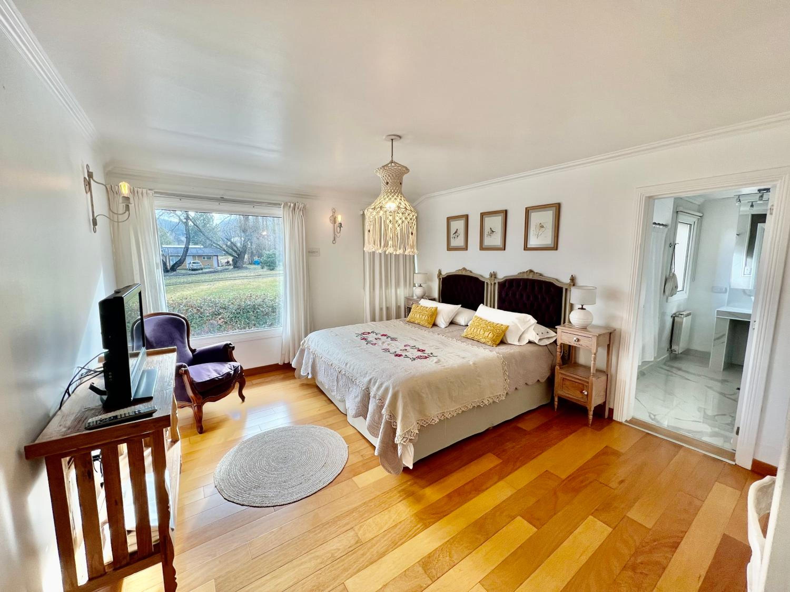 Double Room with Private Bathroom photo 2