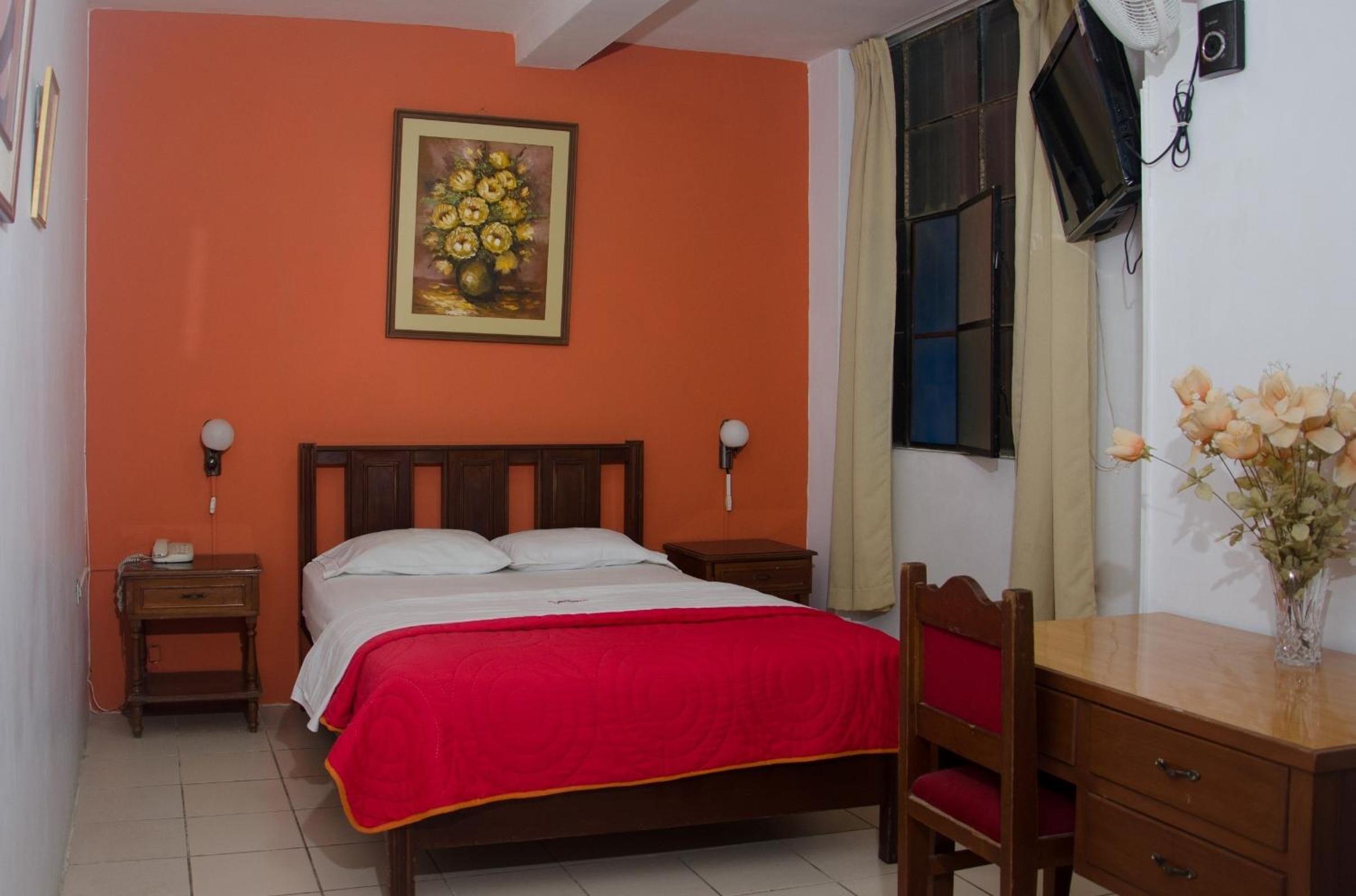 Double Room with Fan photo 3