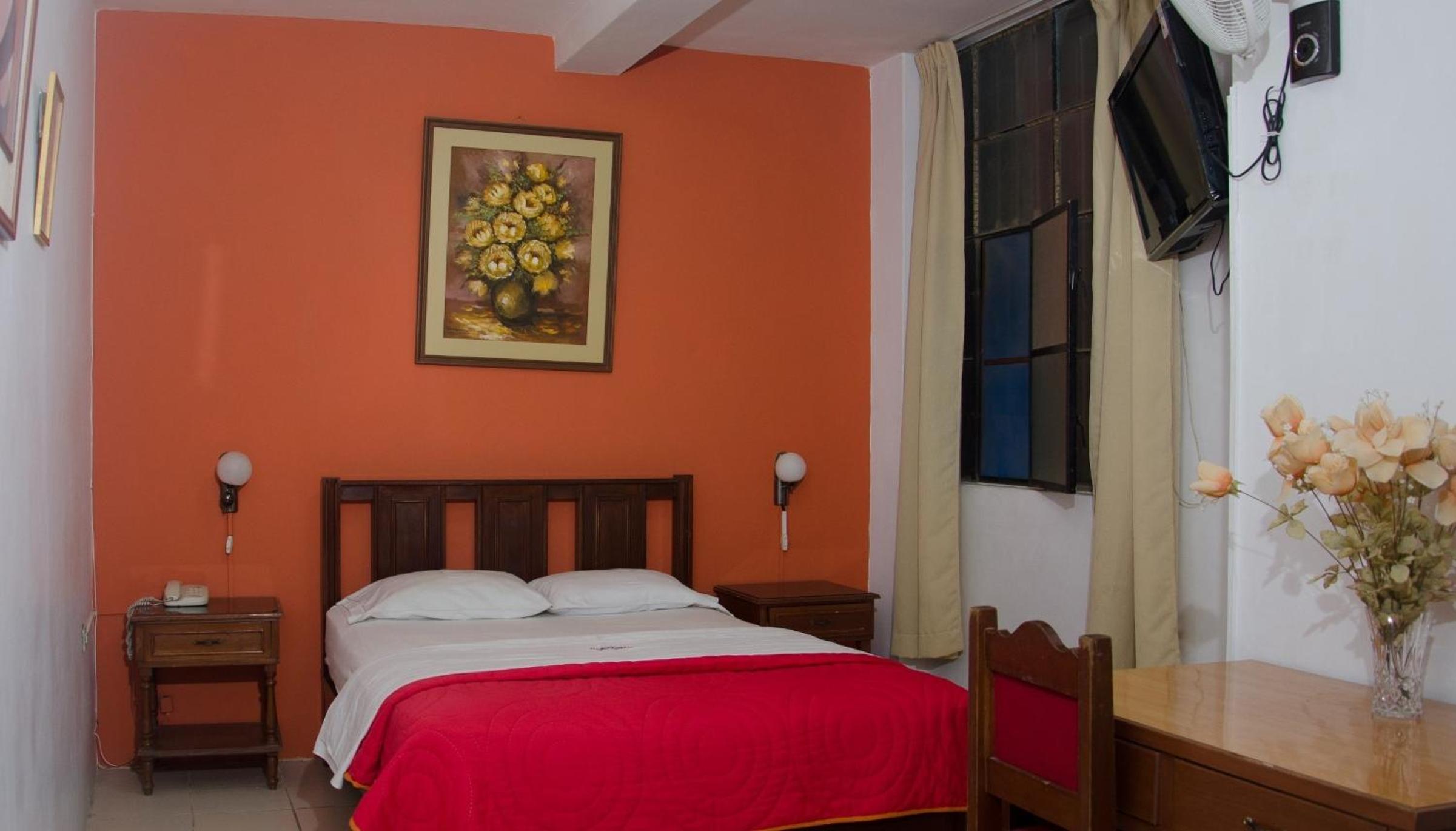 Double Room with Fan photo 1