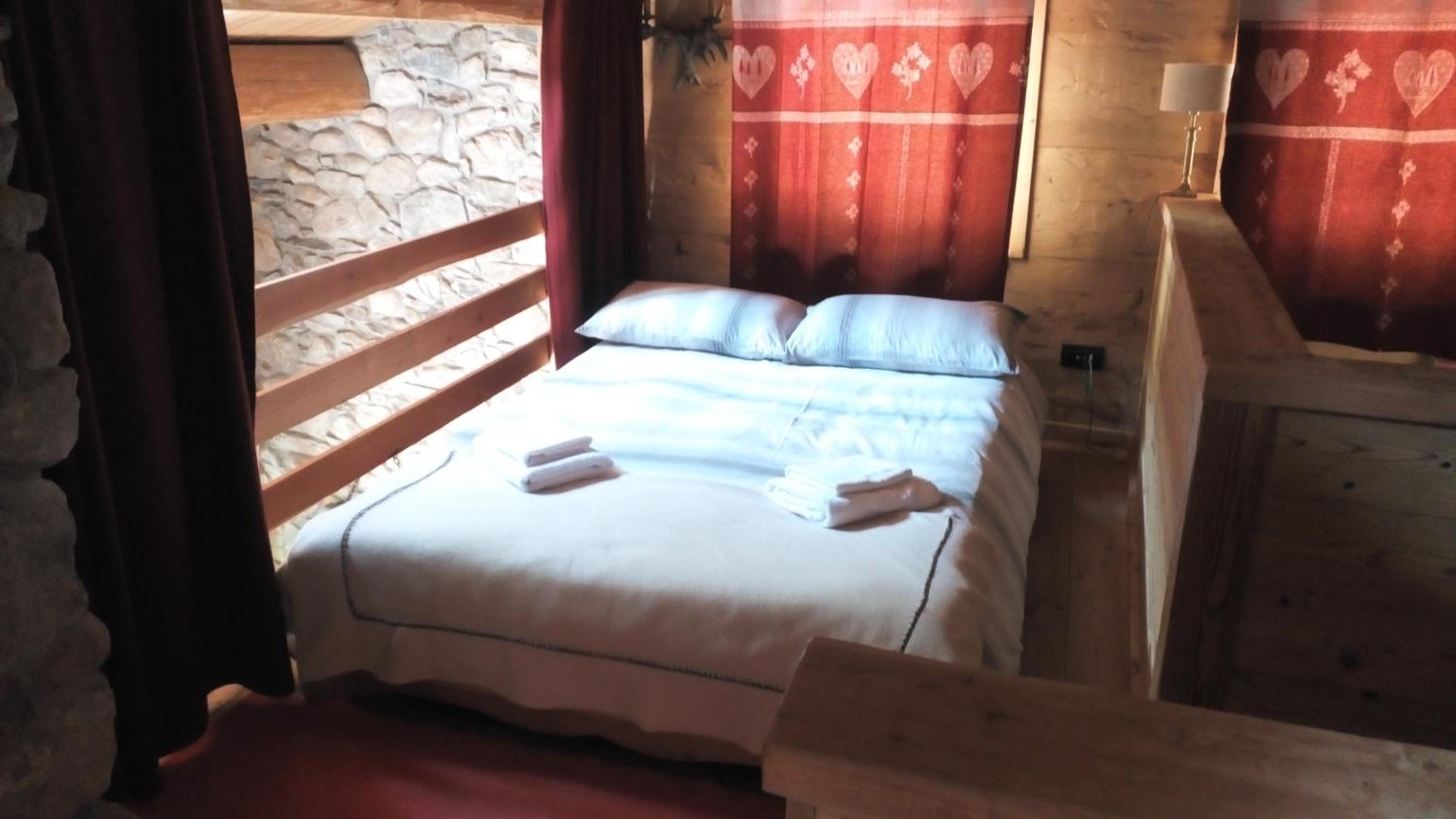 Double Room with Private Bathroom photo 1