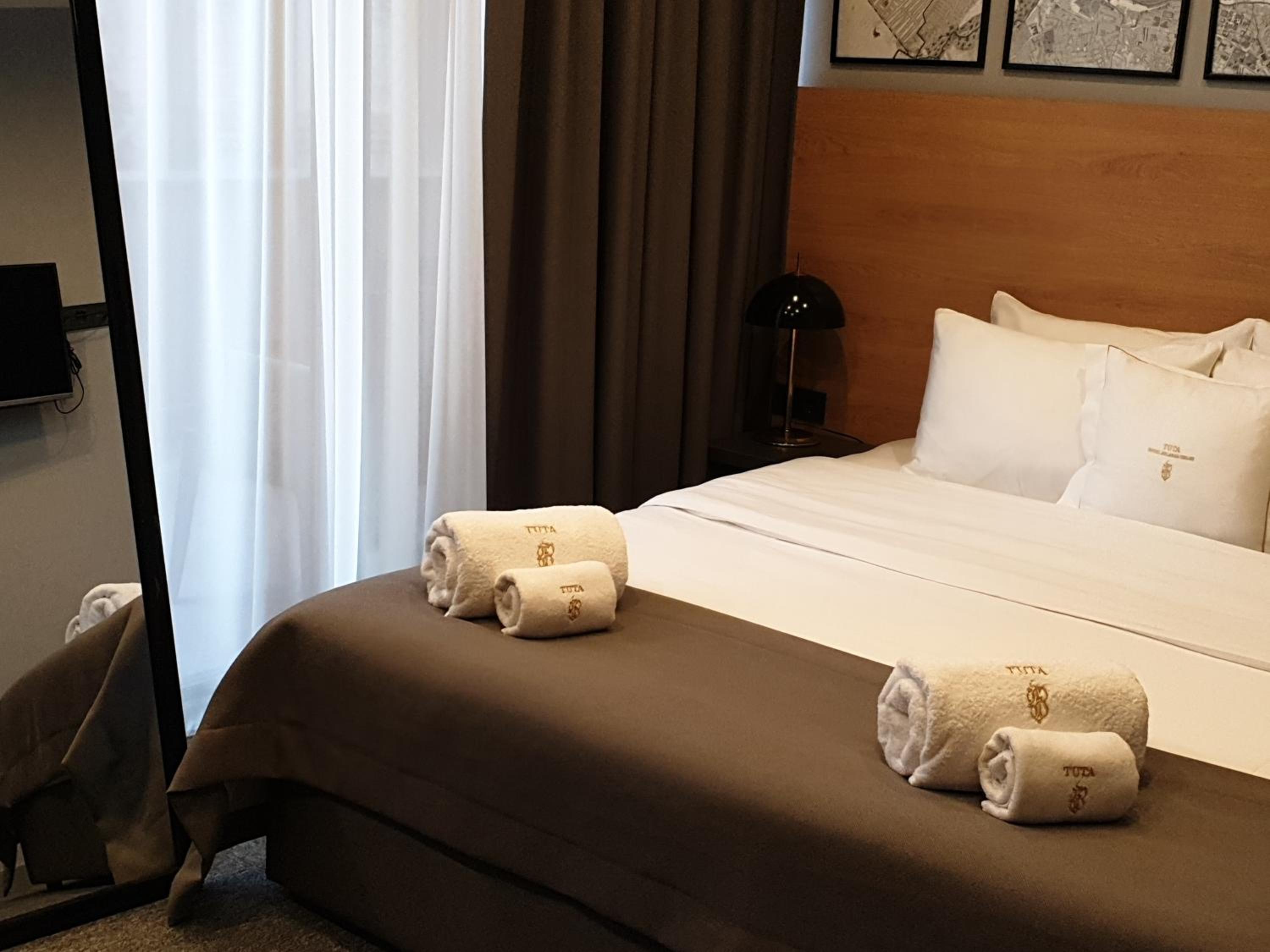 Deluxe Double Room - Photo 6