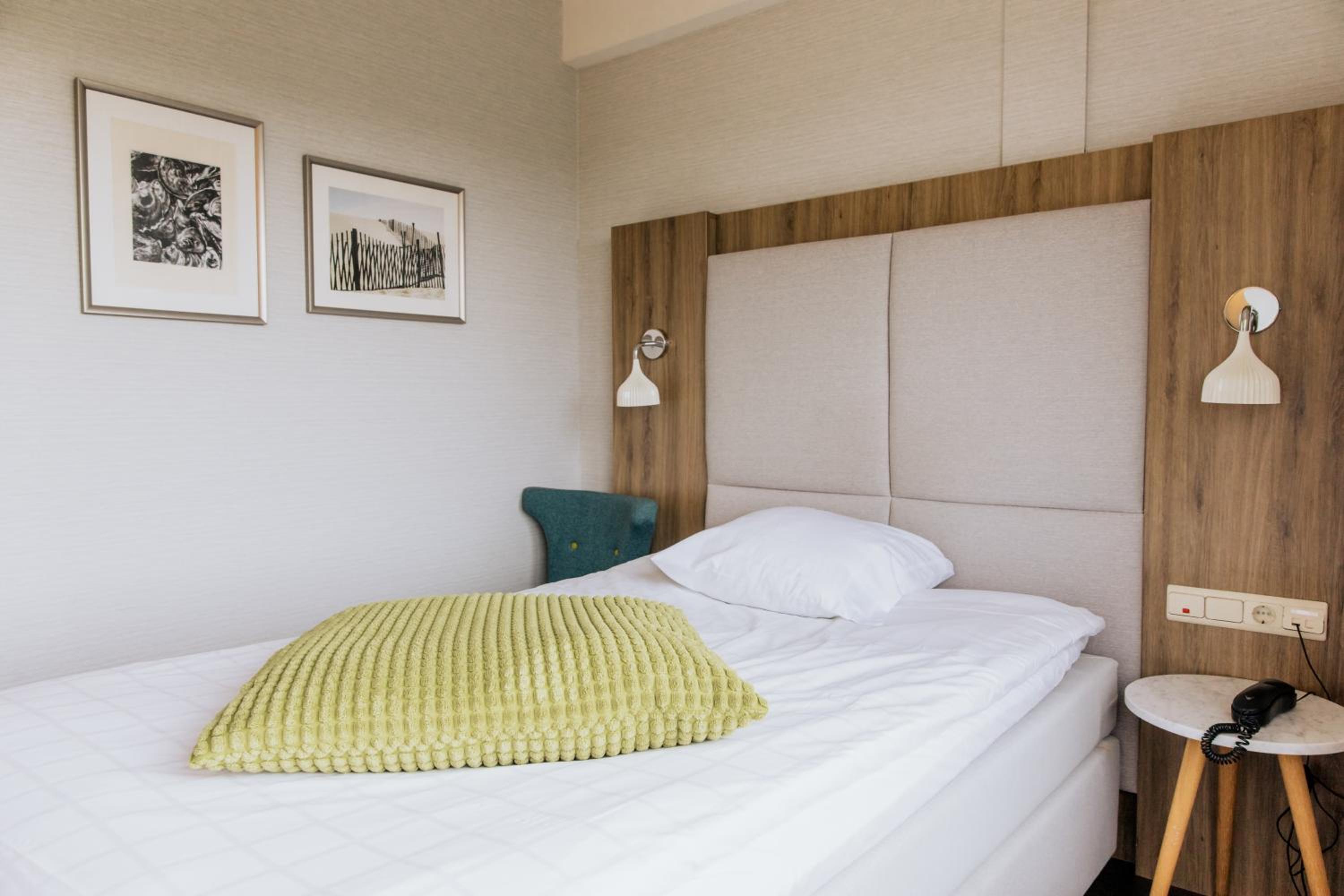Single Room photo 2