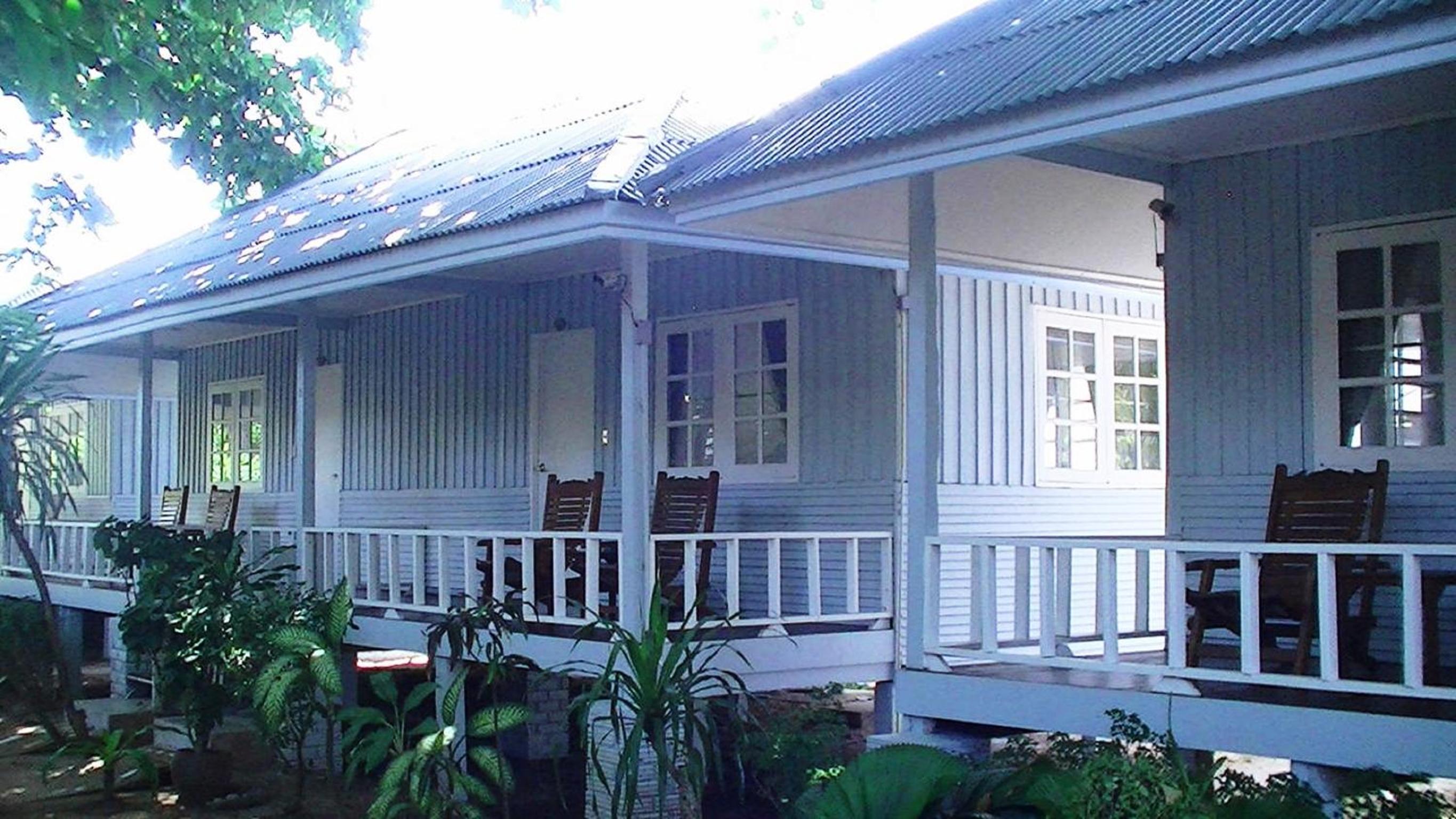 Bungalow photo 2