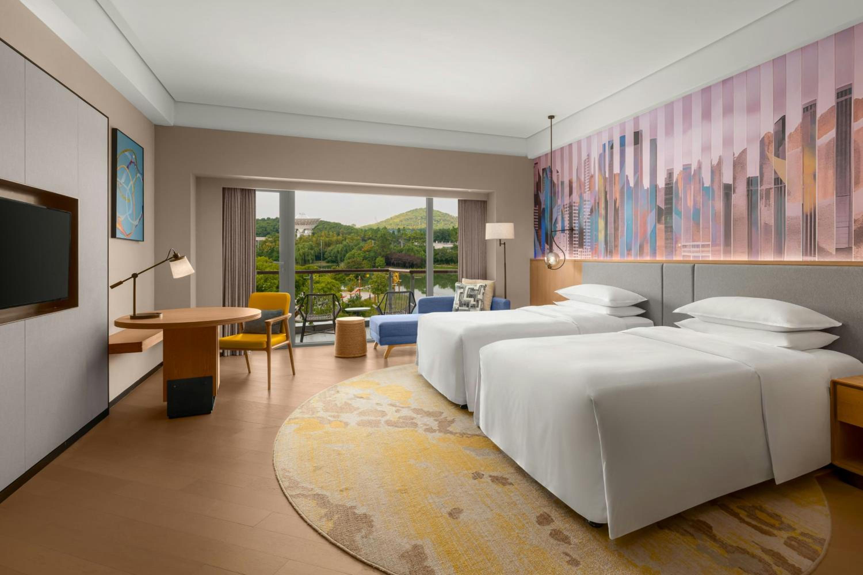 Deluxe Twin Room with Balcony