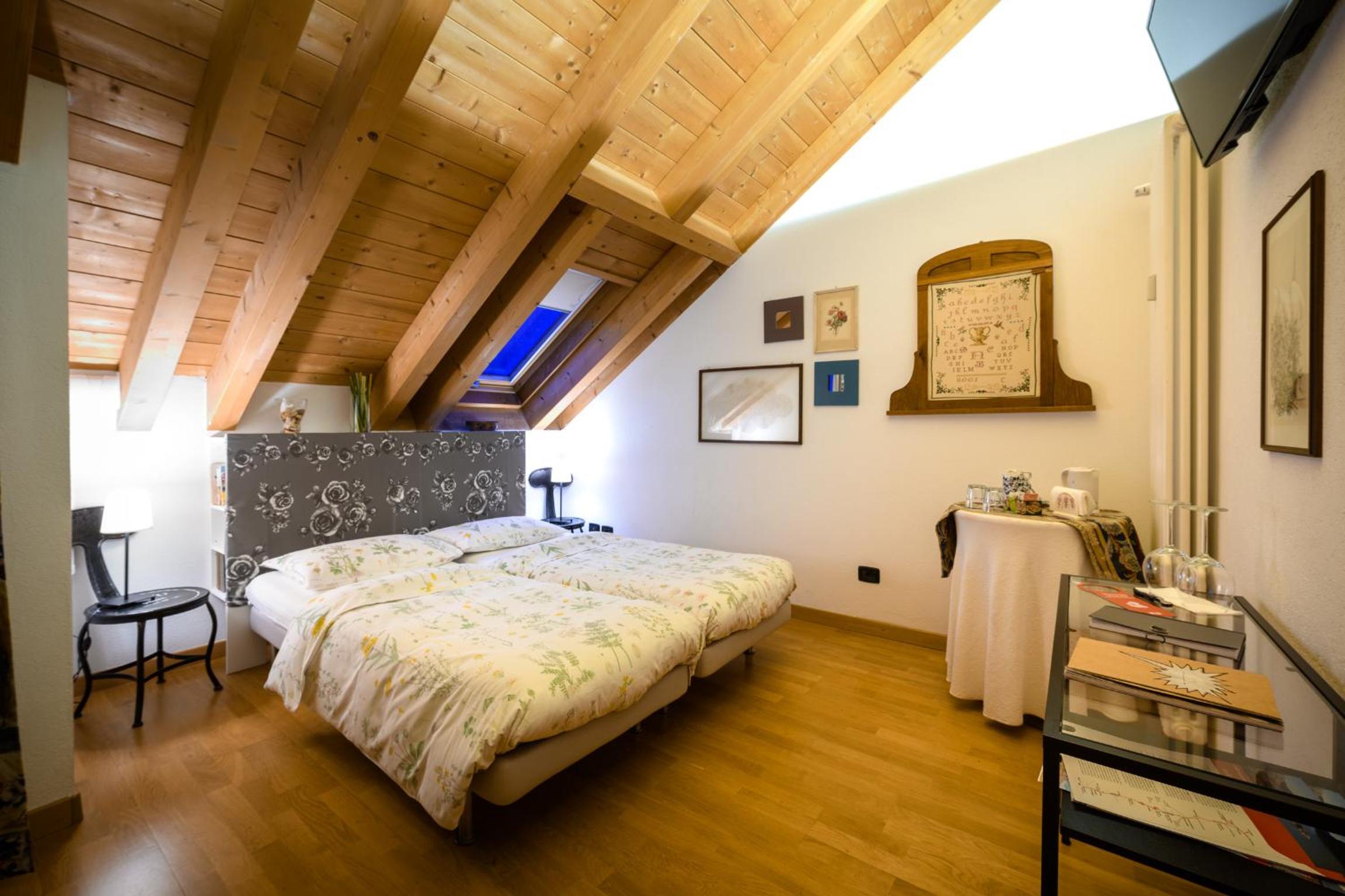 Suite with City View photo 1