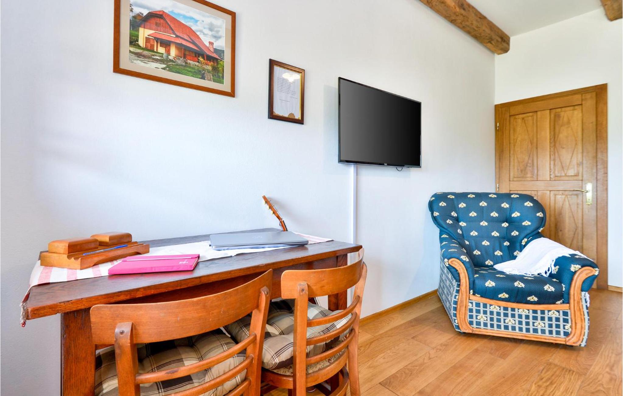 Three-Bedroom Vacation Home 