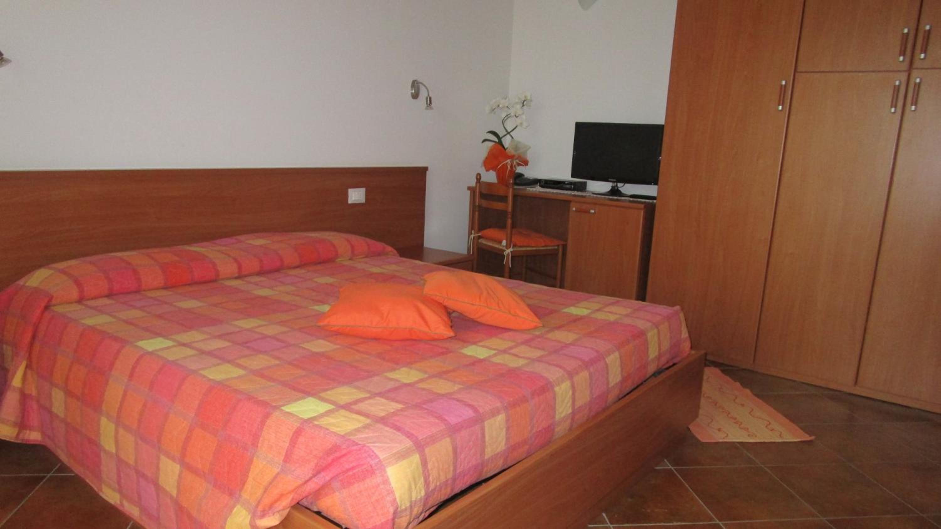 Classic Triple Room