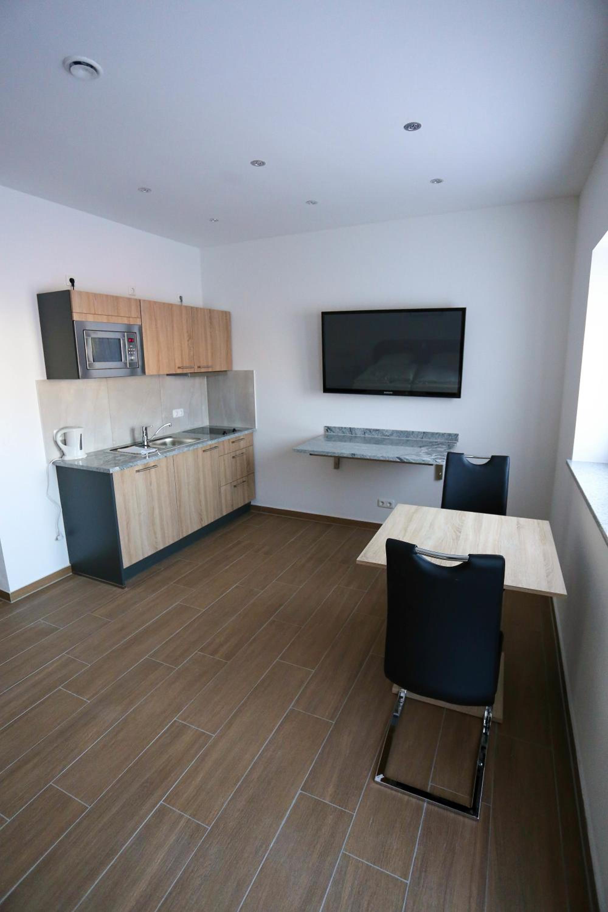 Double Room with Kitchenette photo 2