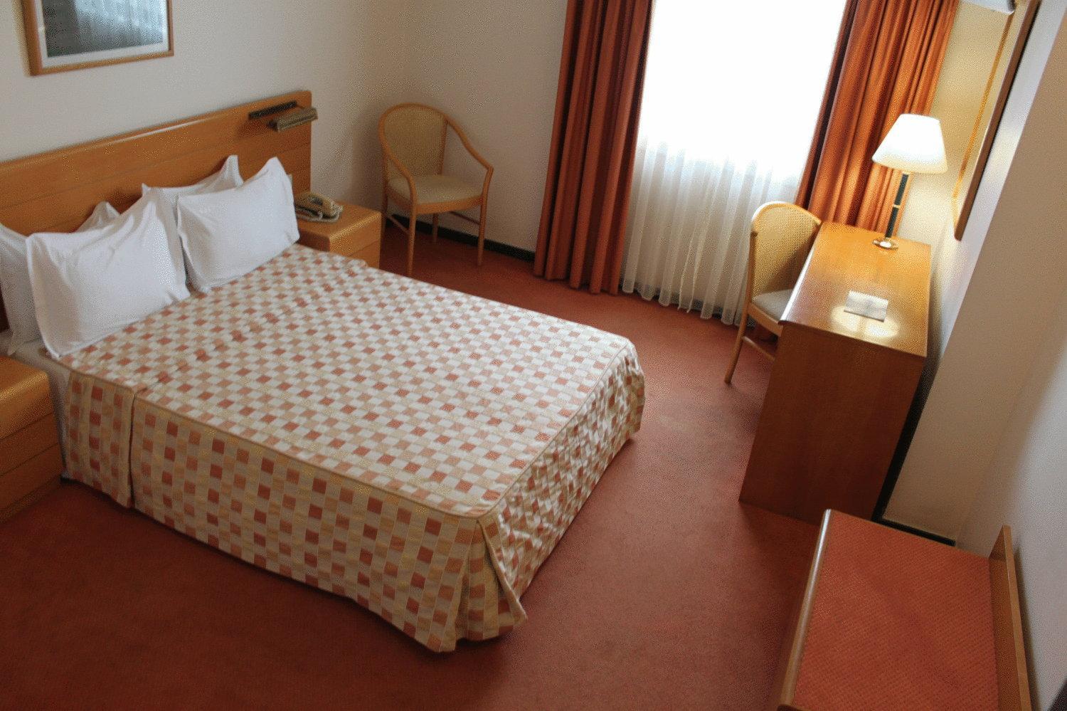 Double or Twin Room - Photo 1