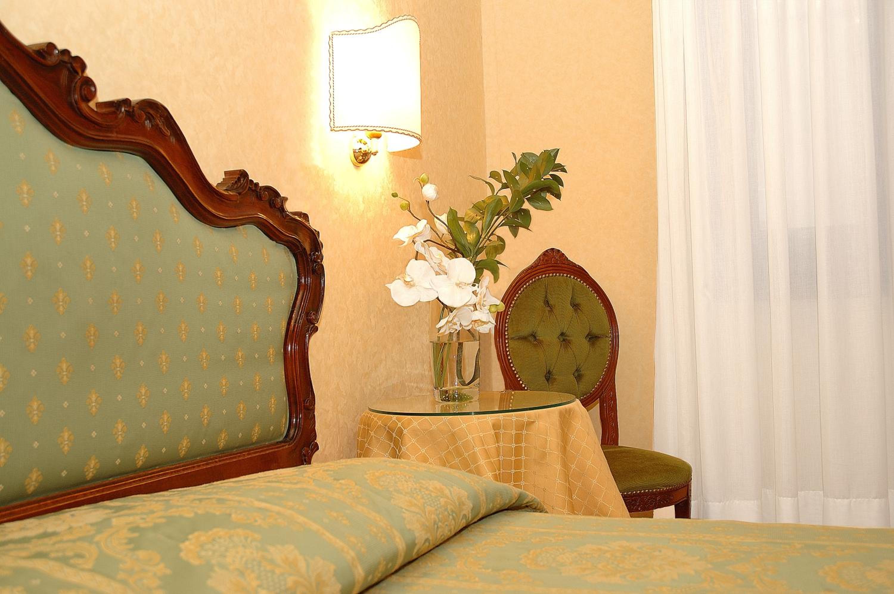 Double or Twin Room photo 2