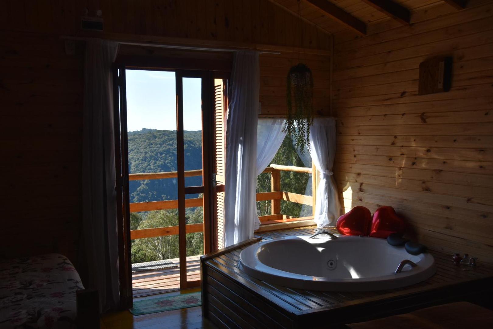 Double Room with Mountain View - Photo 37