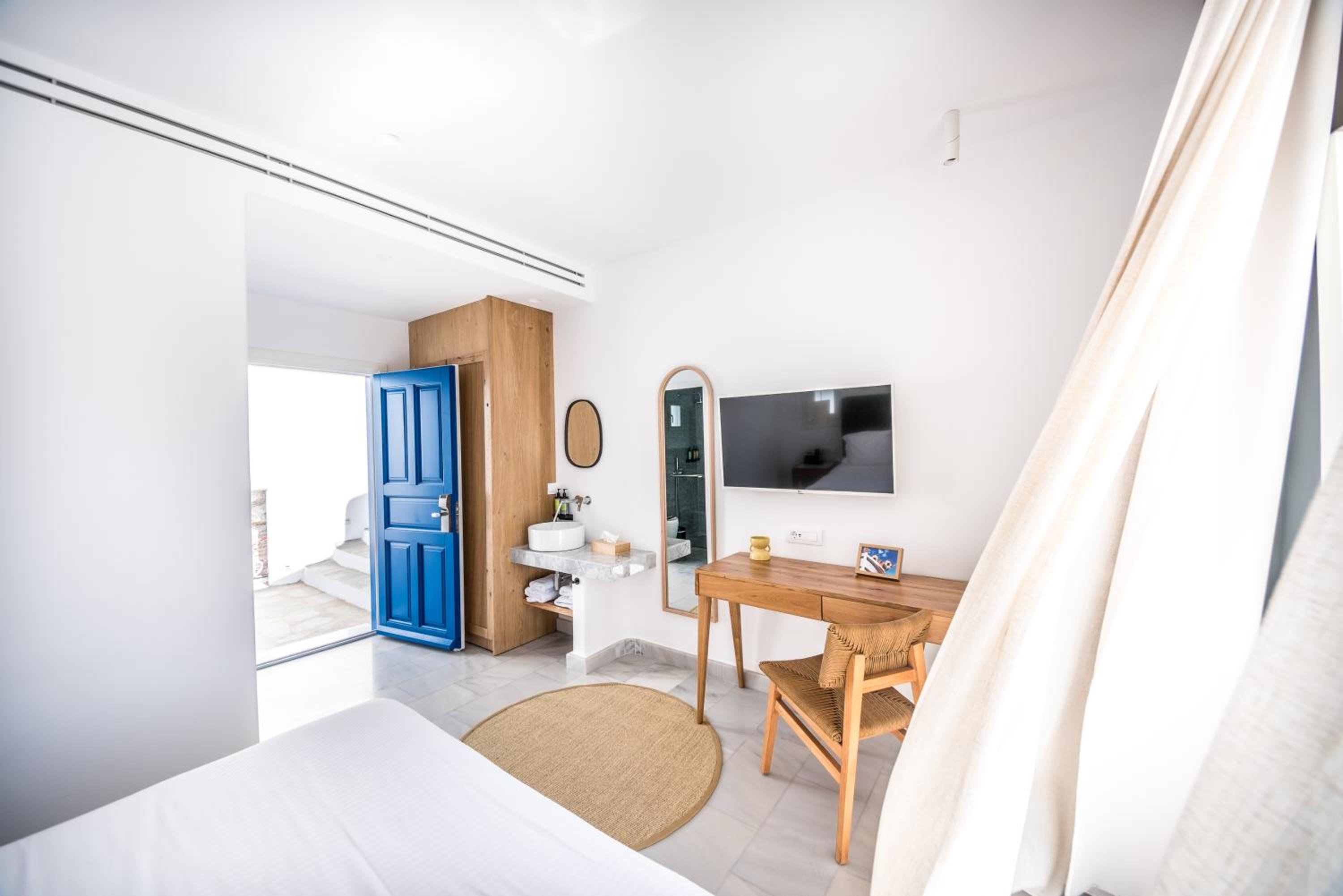 Superior Double Room - Photo 3