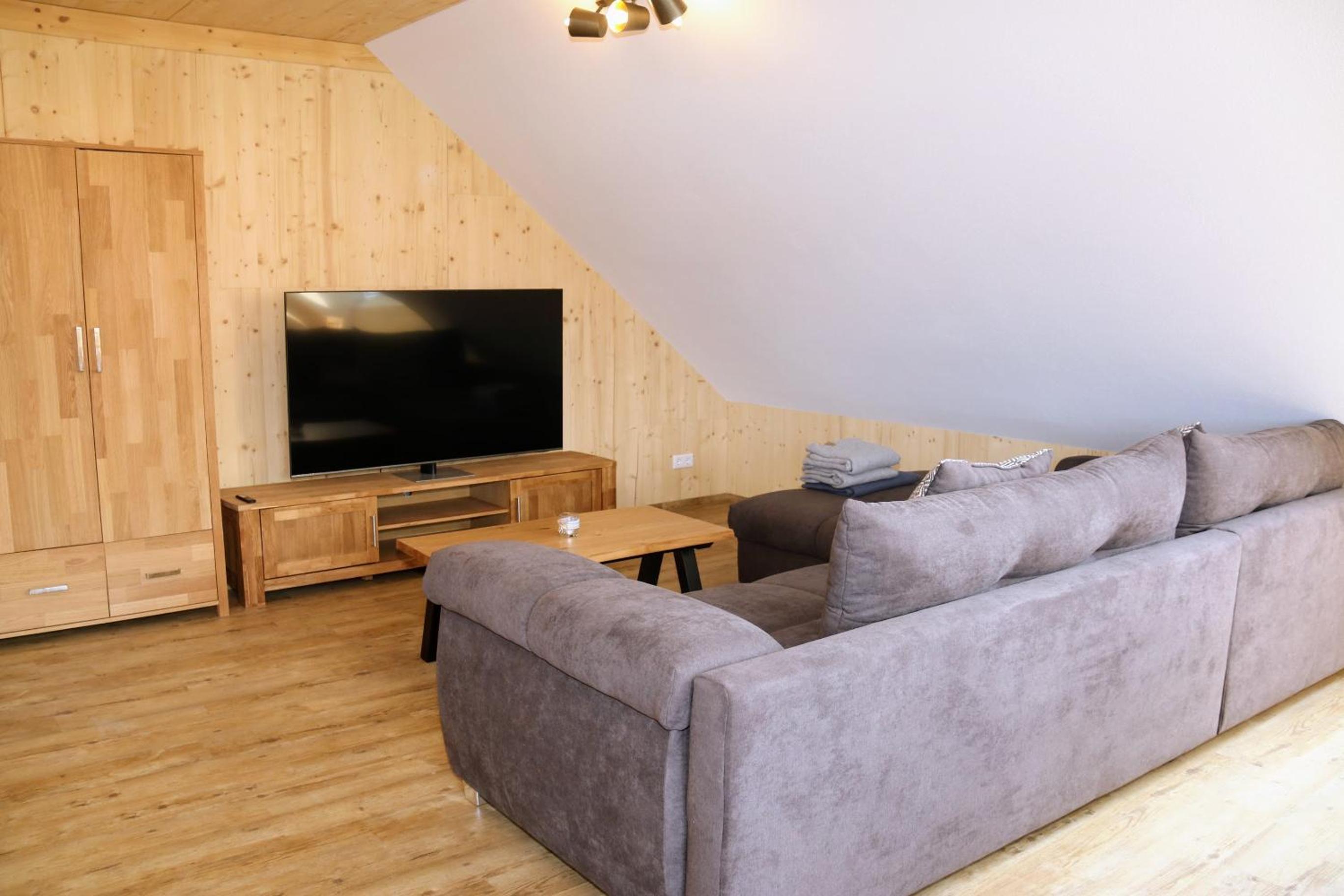 Three-Bedroom Apartment photo 1