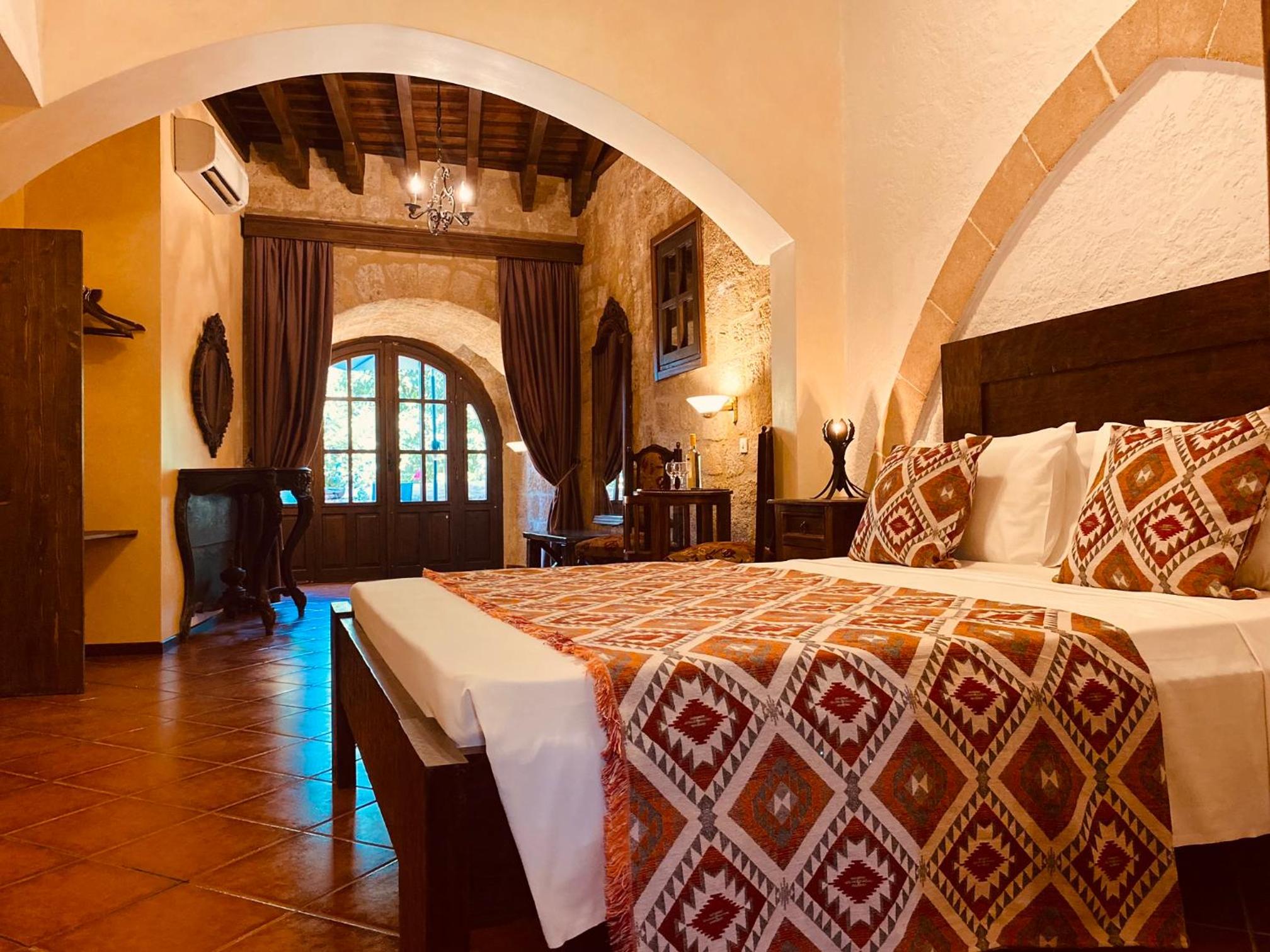 Suite with Garden View