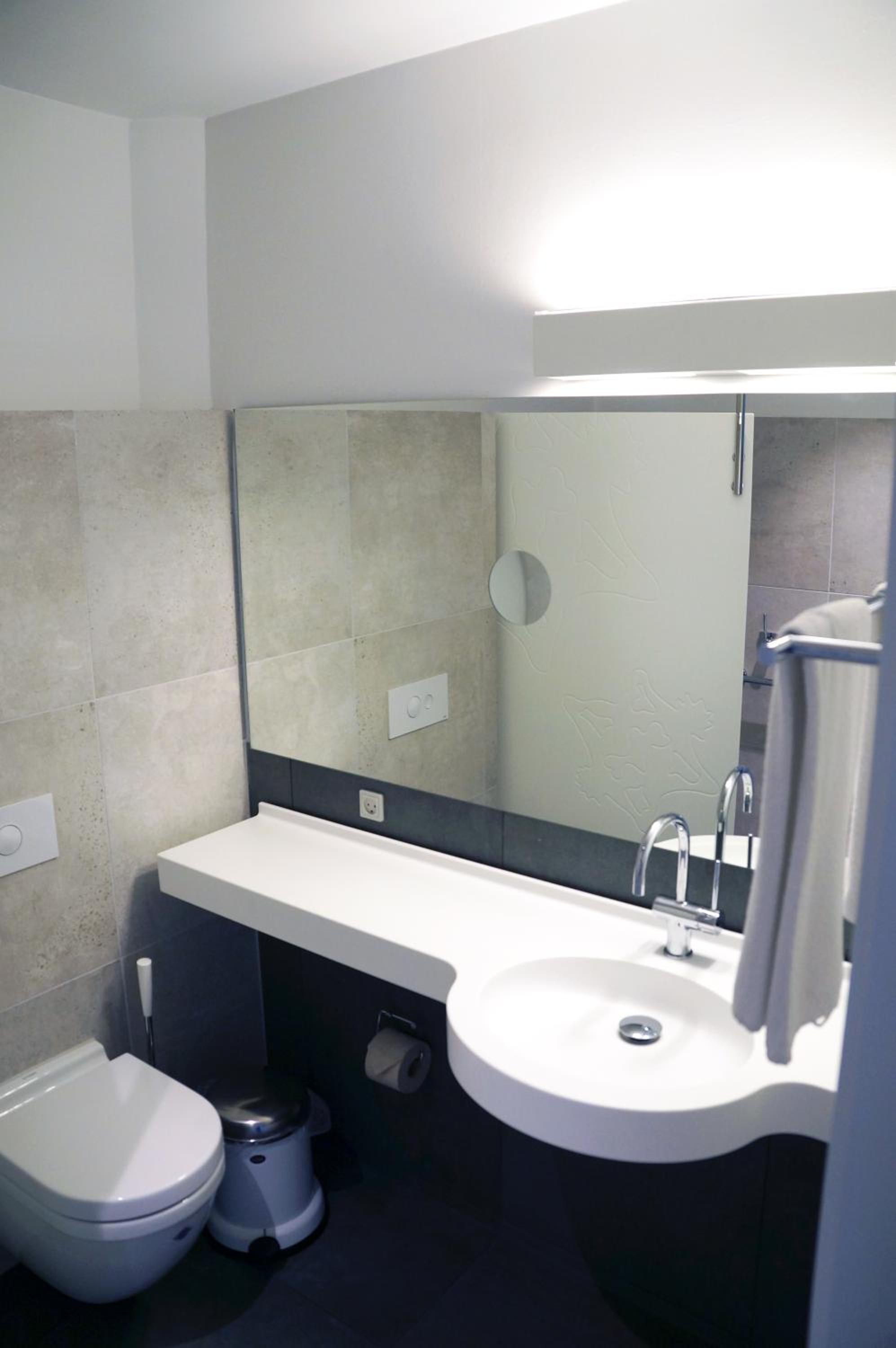 Standard Double or Twin Room - Photo 3
