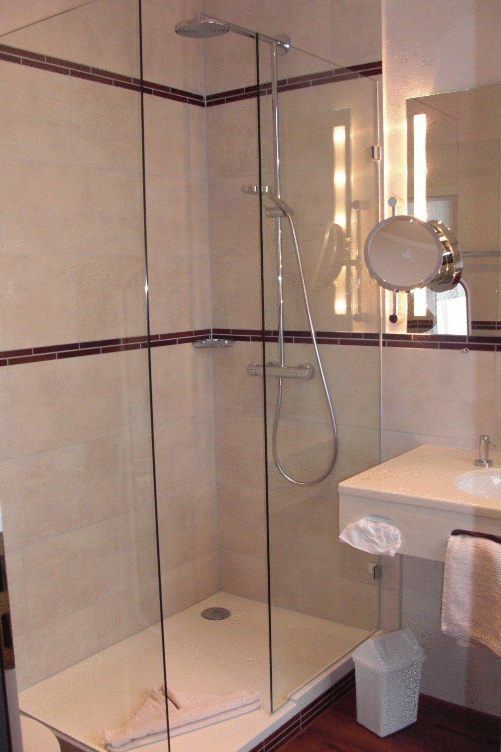 Double Room - Photo 7