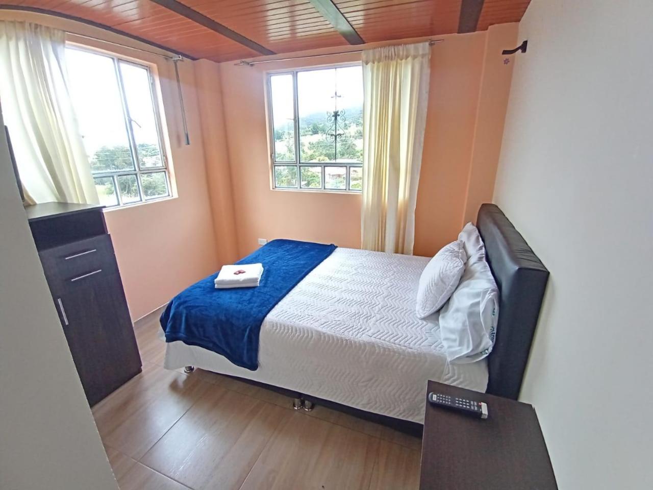 Double Room with Shared Bathroom photo 1