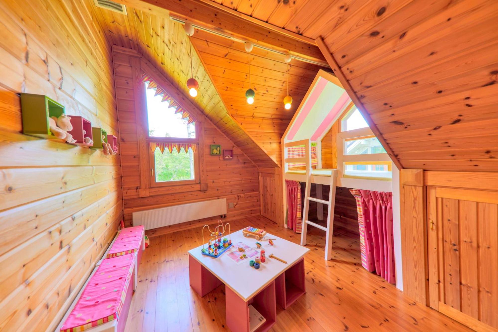 Two-Bedroom Villa - Photo 40