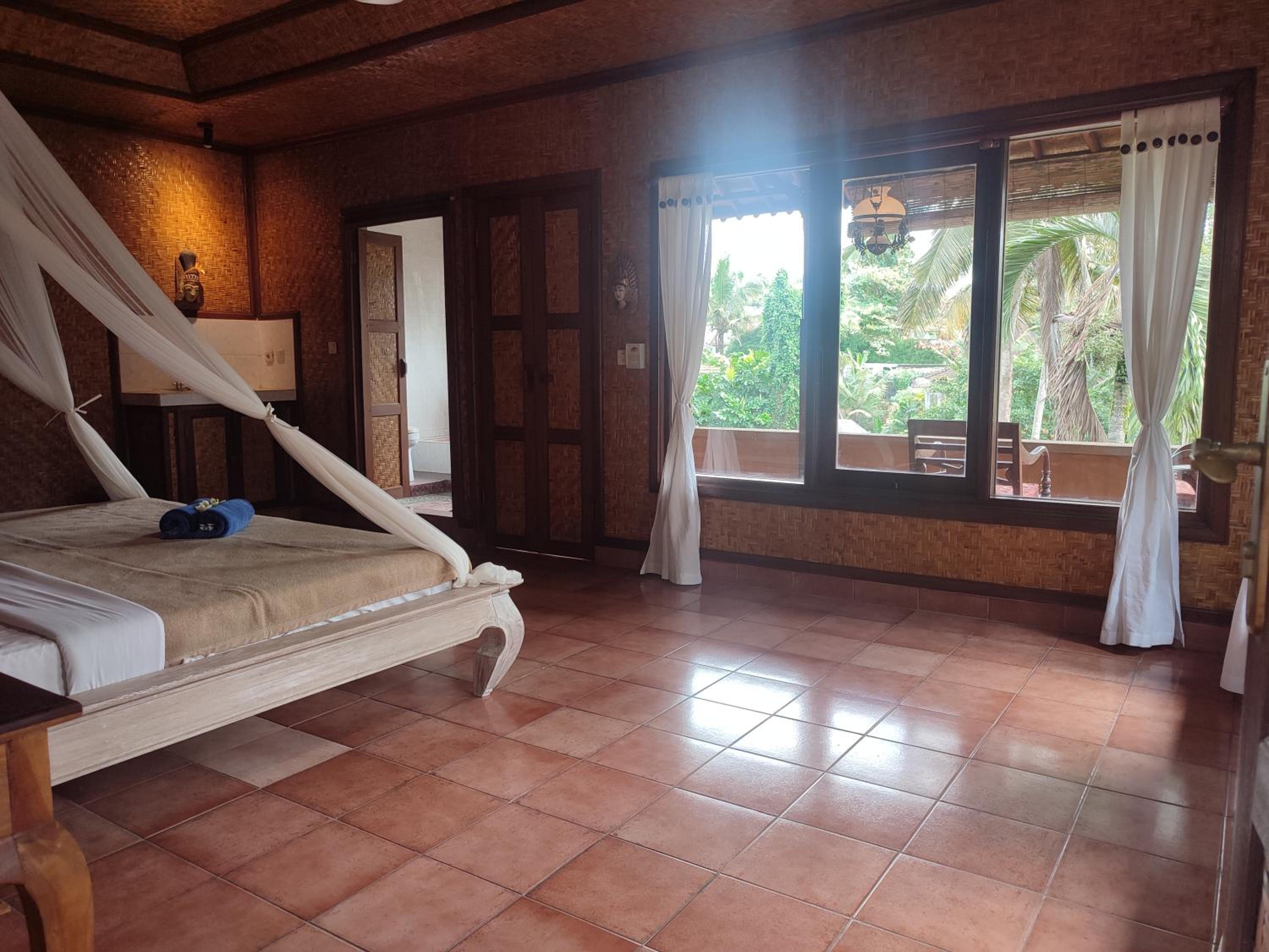 Deluxe Room - Photo 1