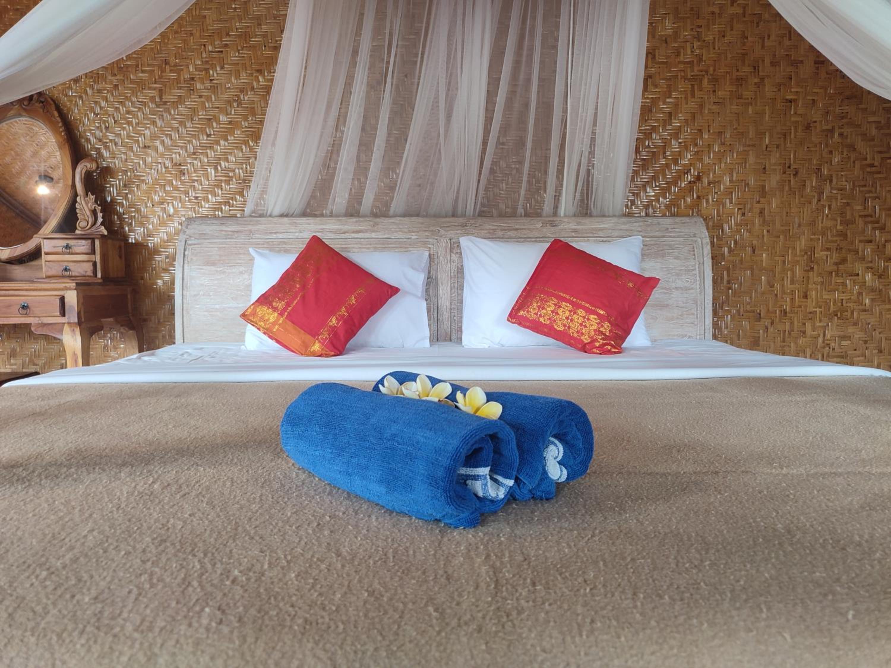 Deluxe Room - Photo 5