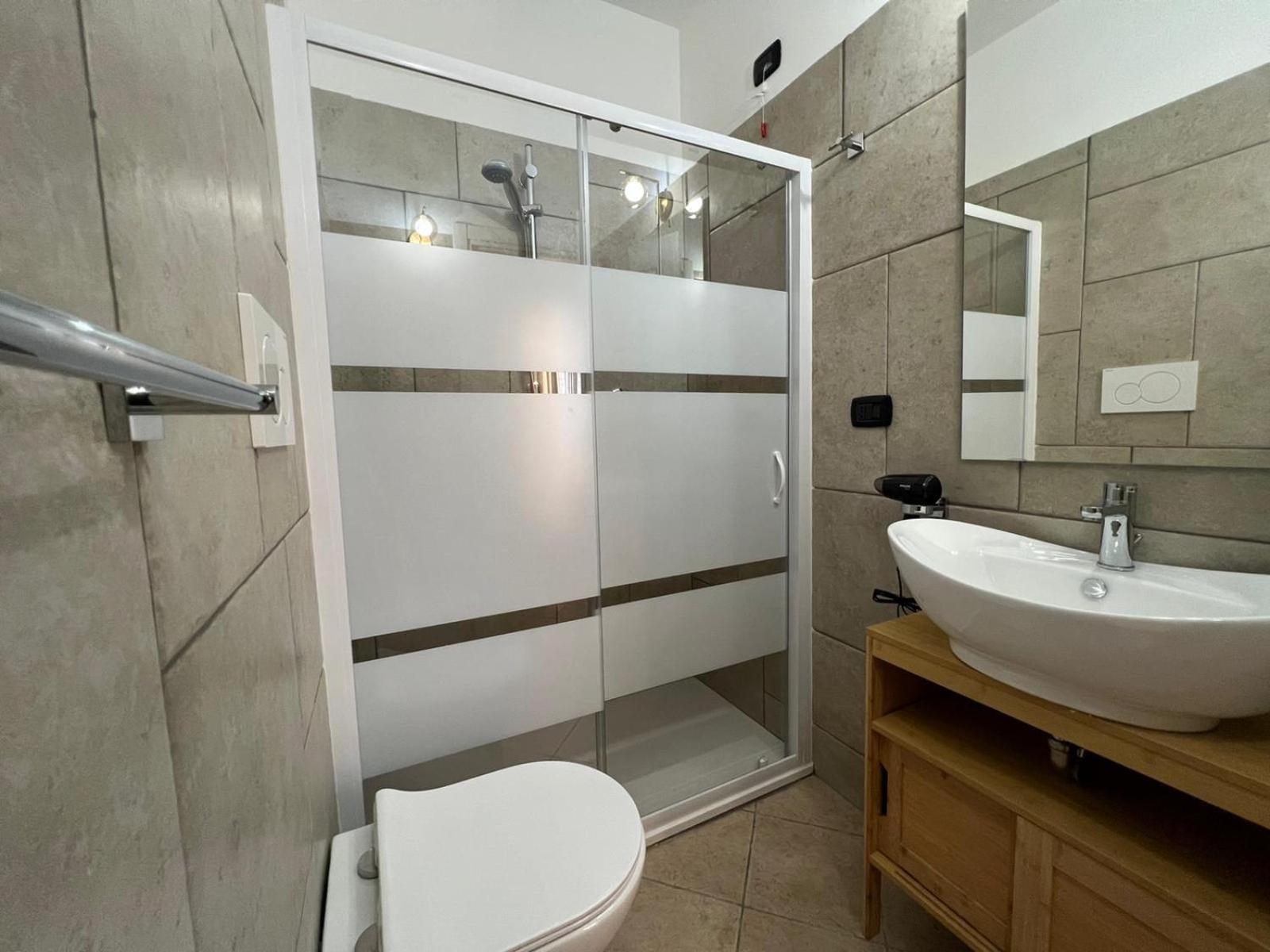 Deluxe Double Room with Balcony and Sea View photo 3