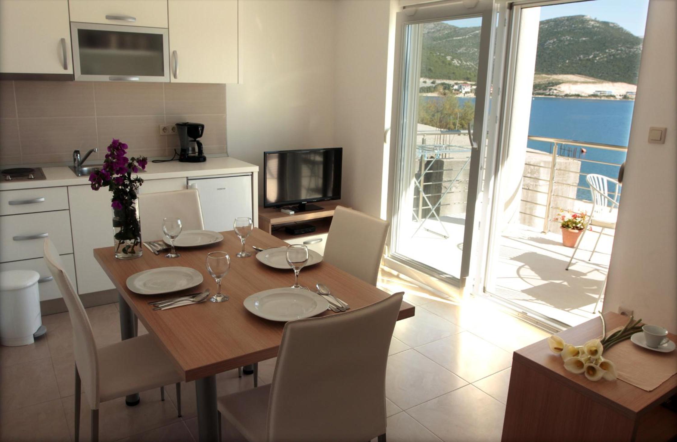Apartment with Sea View photo 3