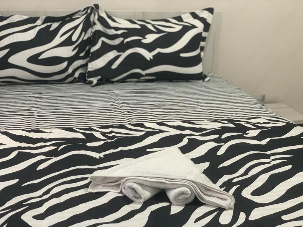 One-Bedroom Apartment - Photo 18
