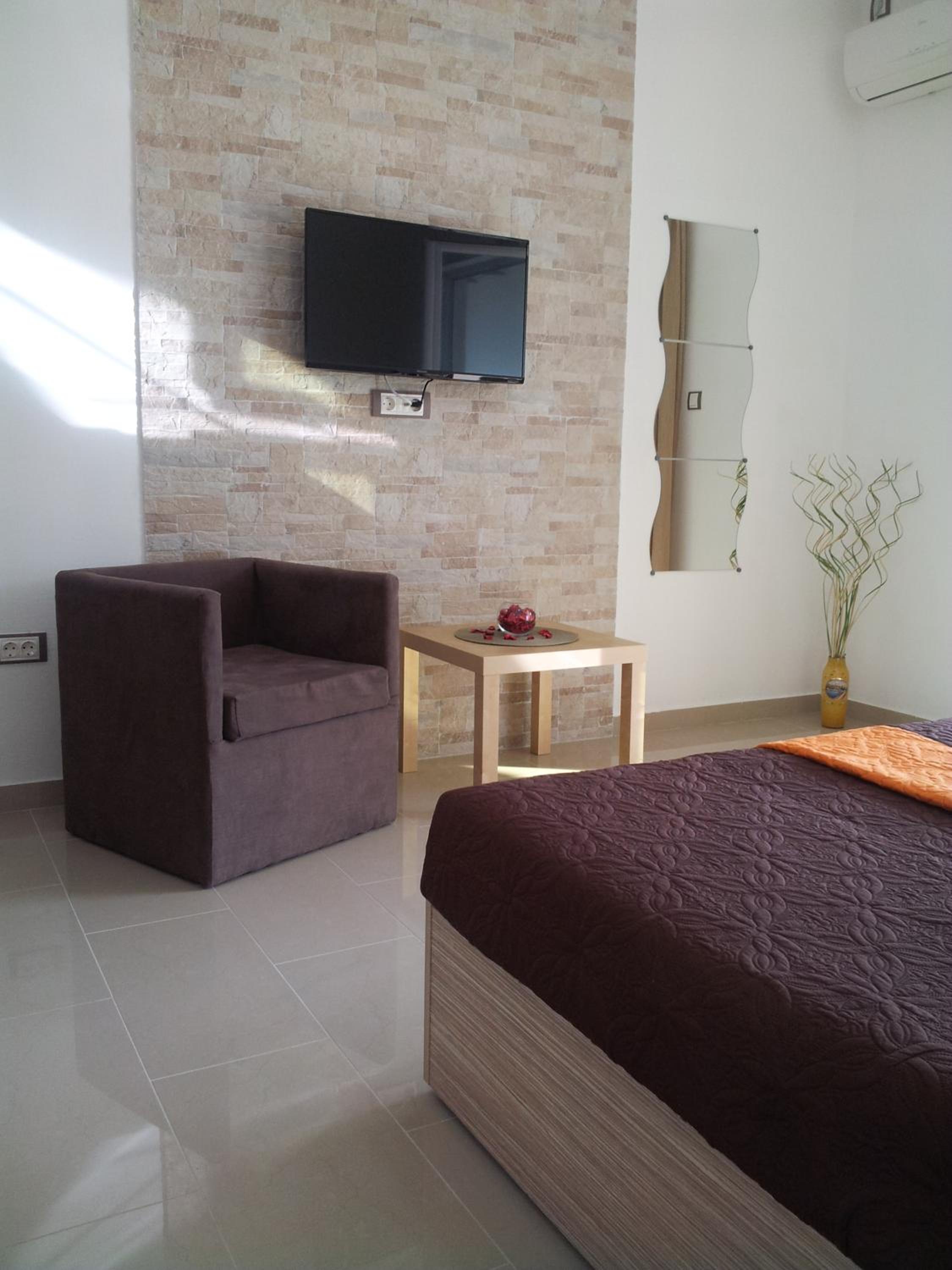 Studio Apartment with Sea View