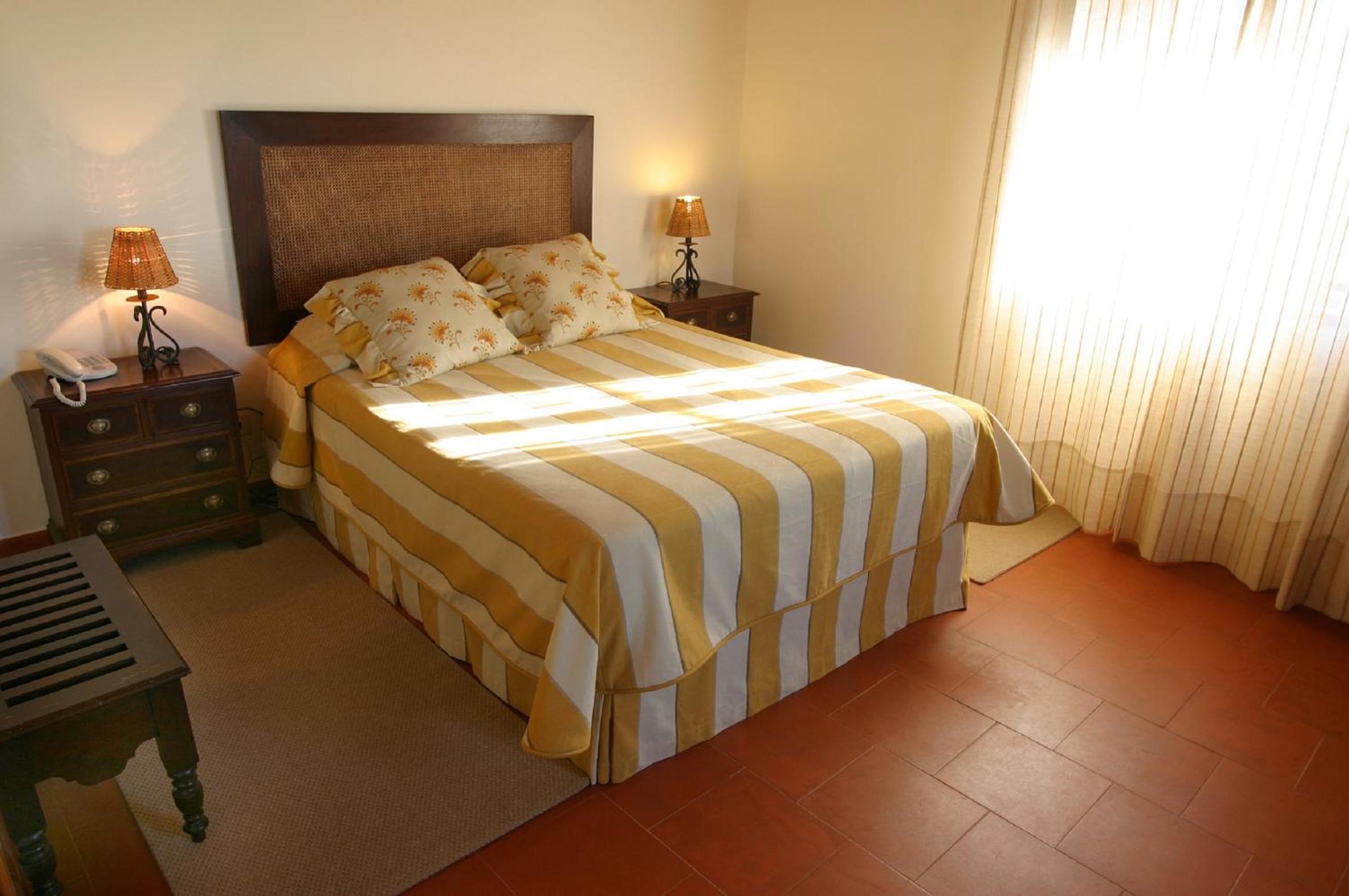 One-Bedroom Apartment - Photo 8