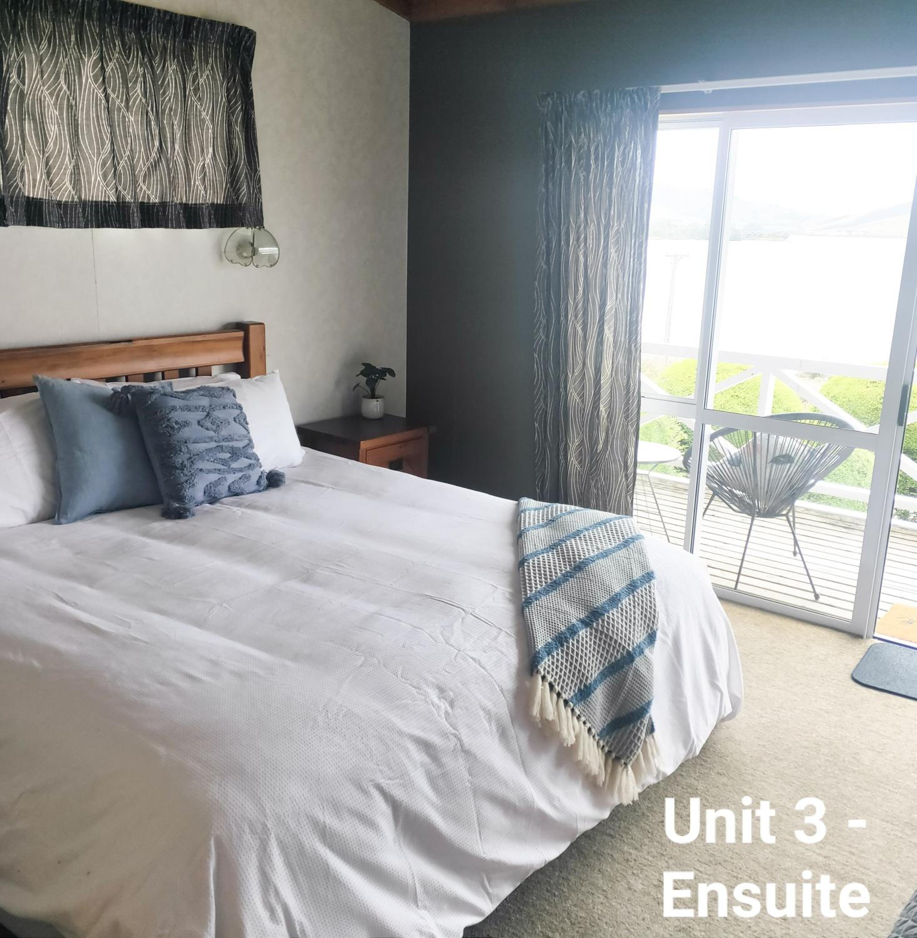 Studio Apartment with Sea View photo 3