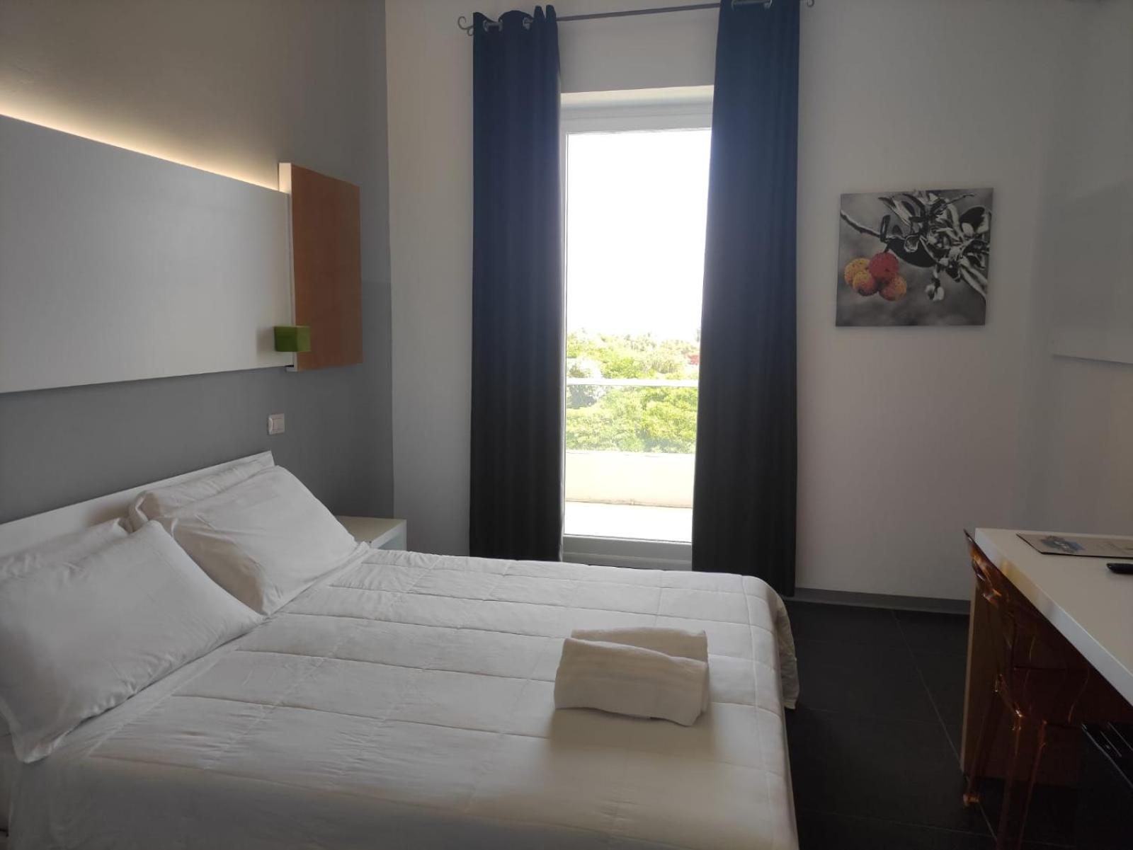 Oasis Park Hotel