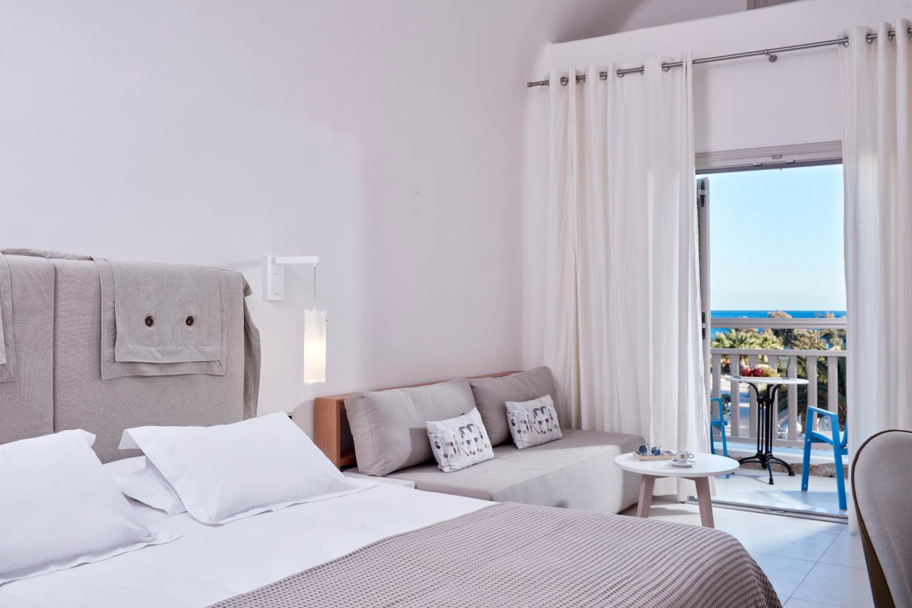 Superior Double Room with Sea View - Photo 1