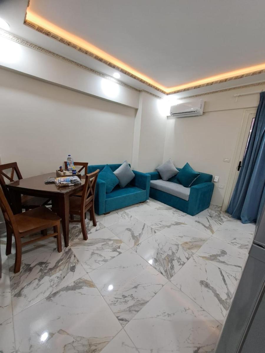 Studio Apartment photo 2