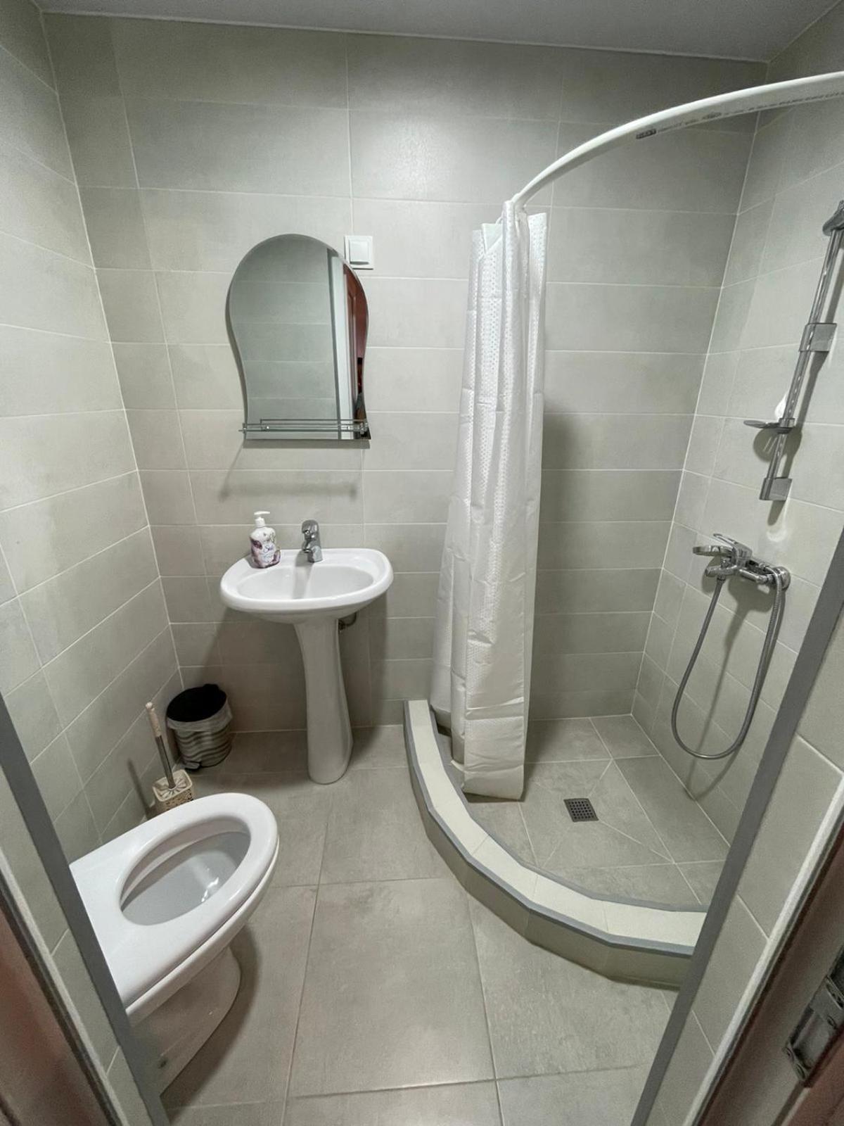 Deluxe Double Room with Extra Bed photo 1