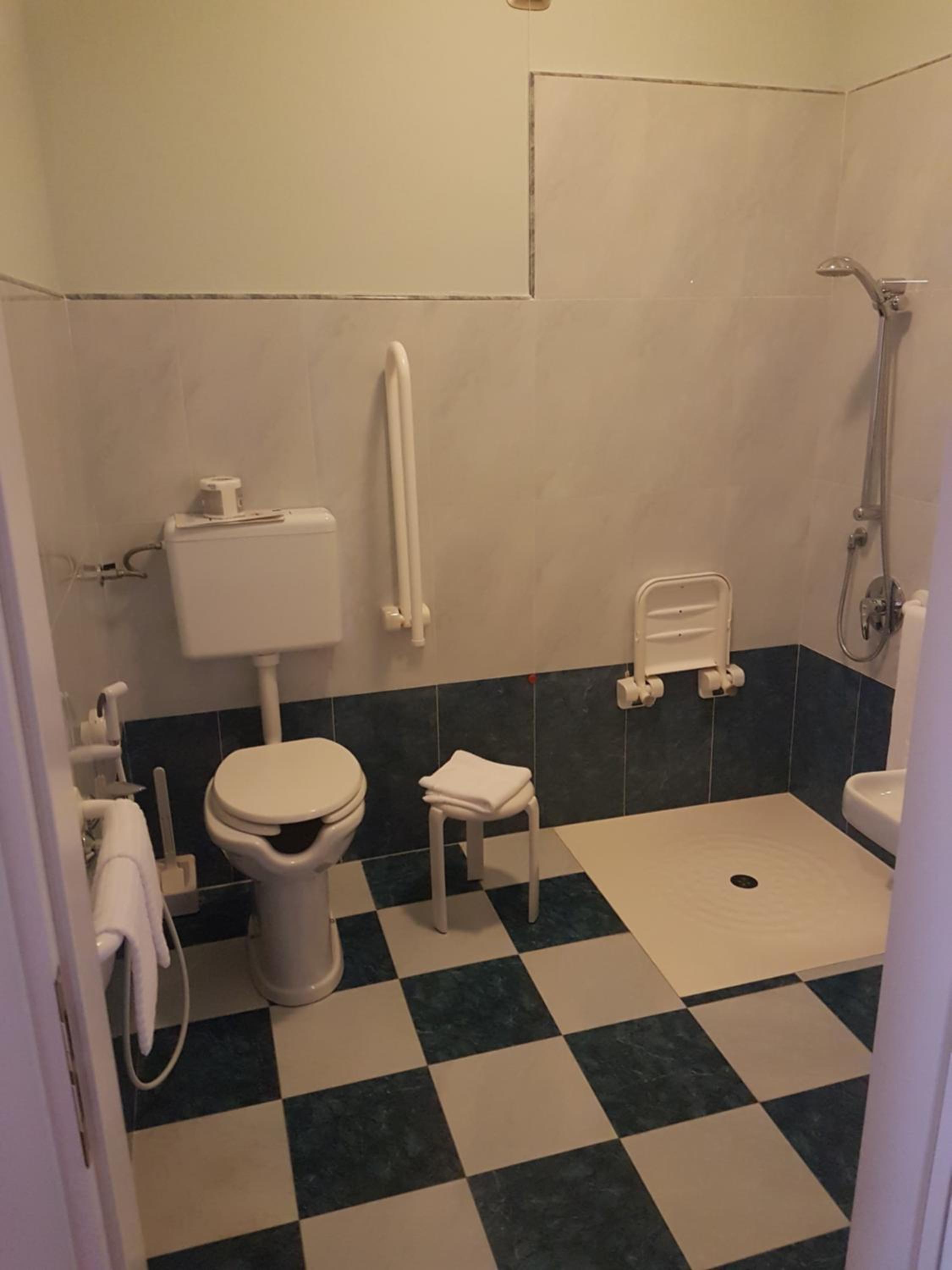 Comfort Double Room - Photo 8