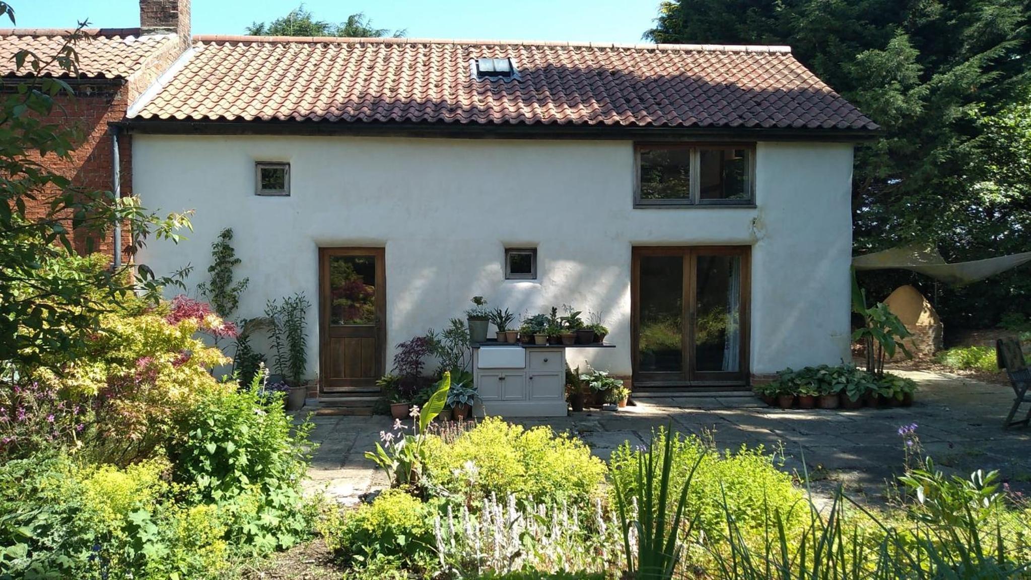 Two-Bedroom House photo 2
