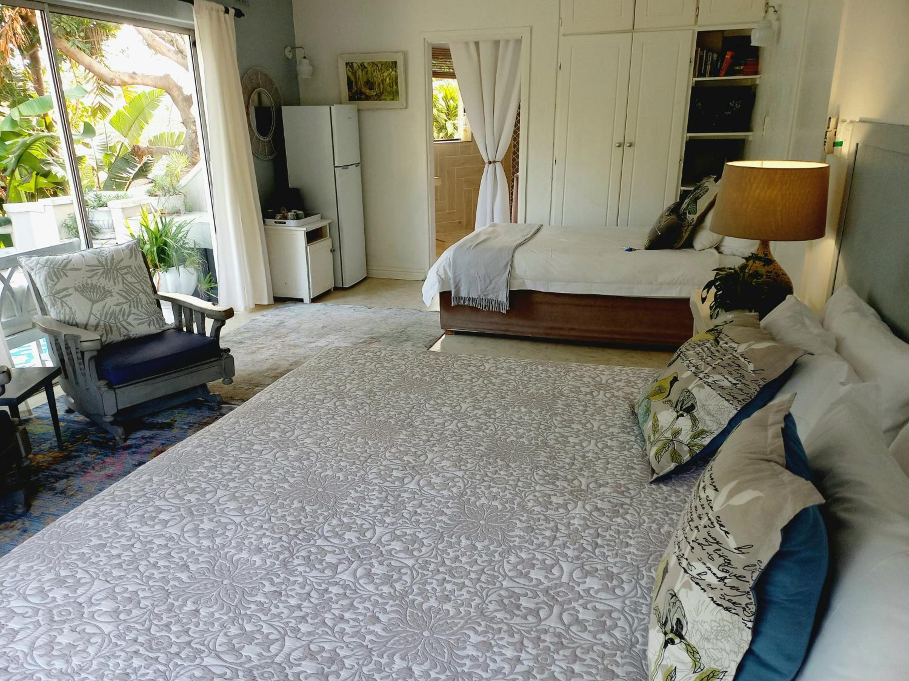 Double or Twin Room with Balcony - Photo 5